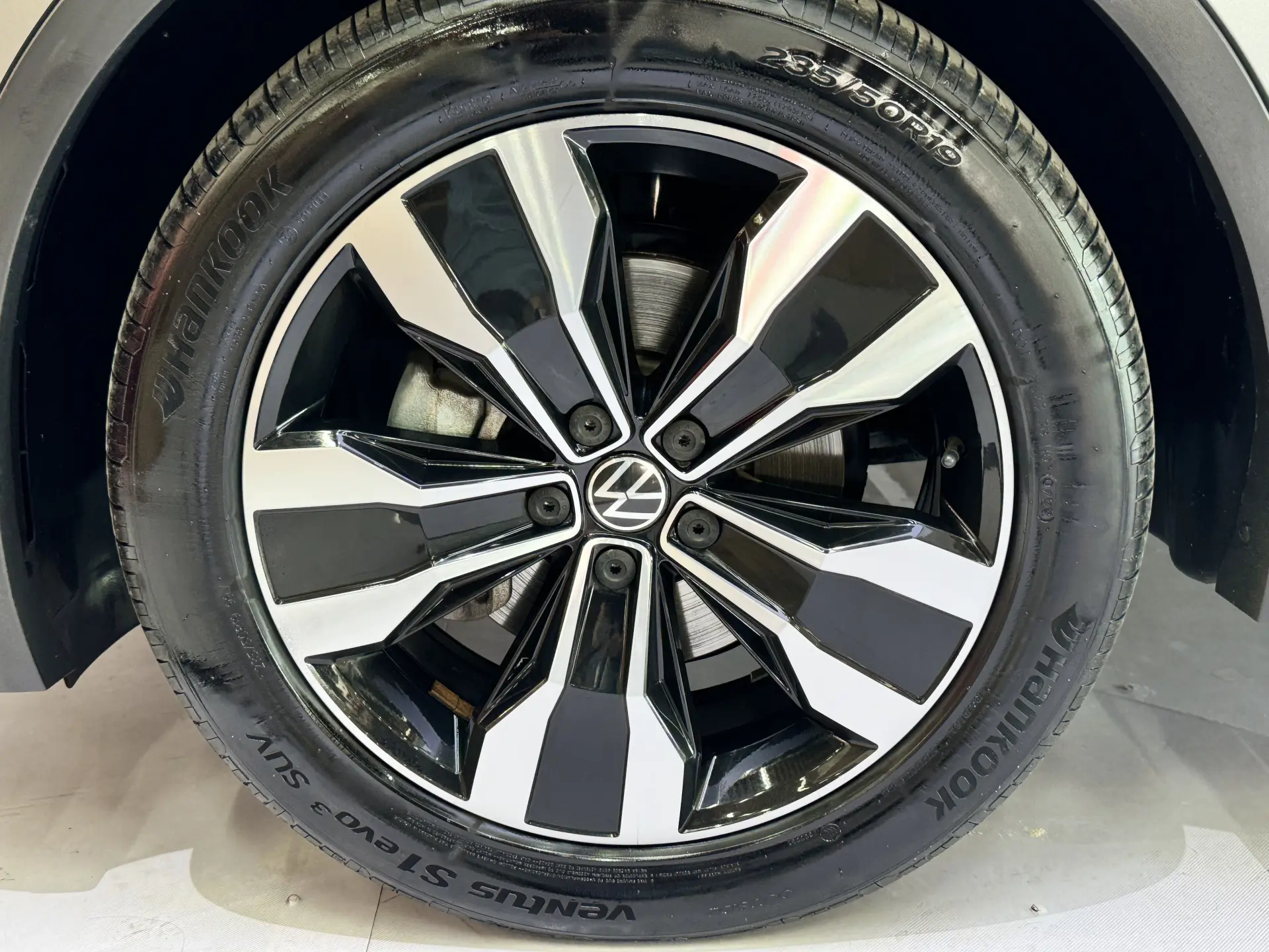 Volkswagen Tiguan L, 2022 11