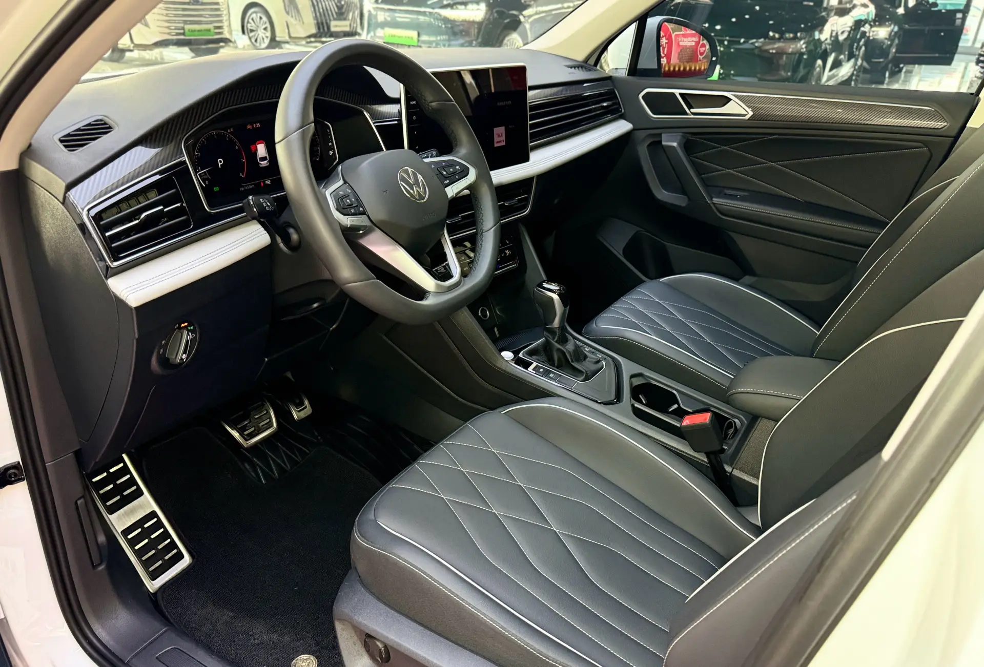 Volkswagen Tiguan L, 2025 25