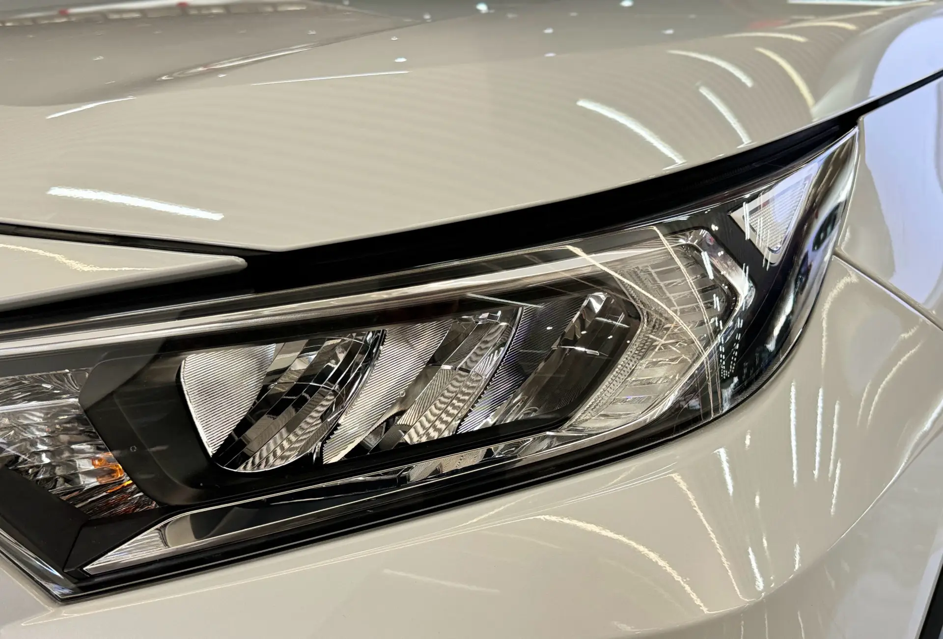 Toyota RAV4, 2021 9