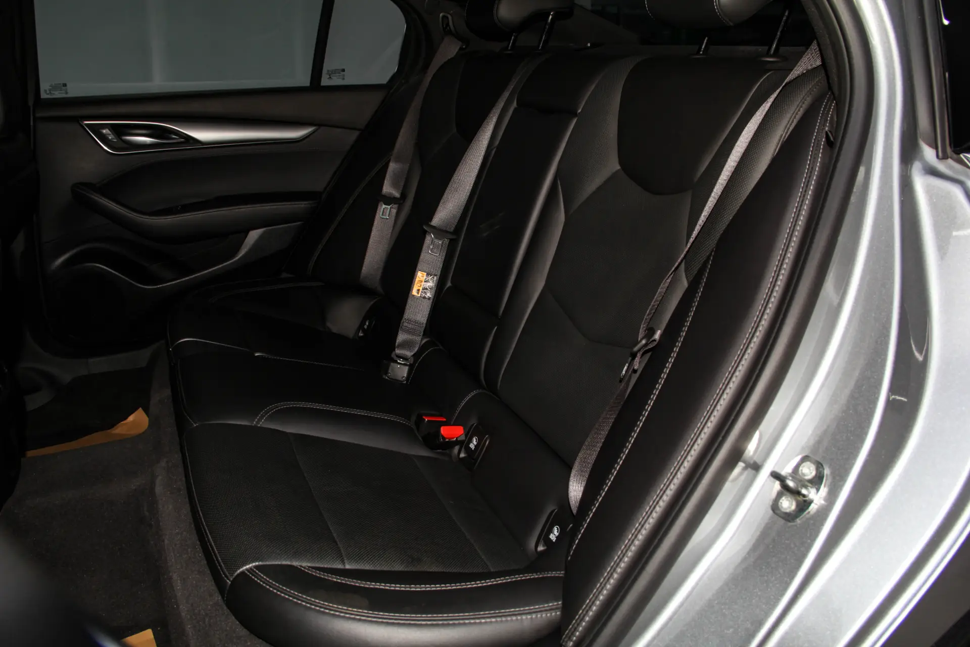 Cadillac CT5, 2023 21