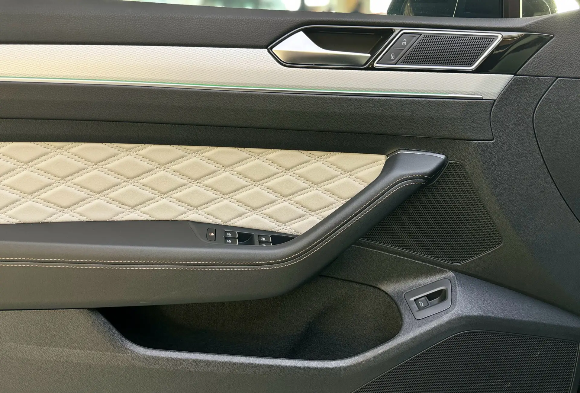 Volkswagen Magotan, 2025 26