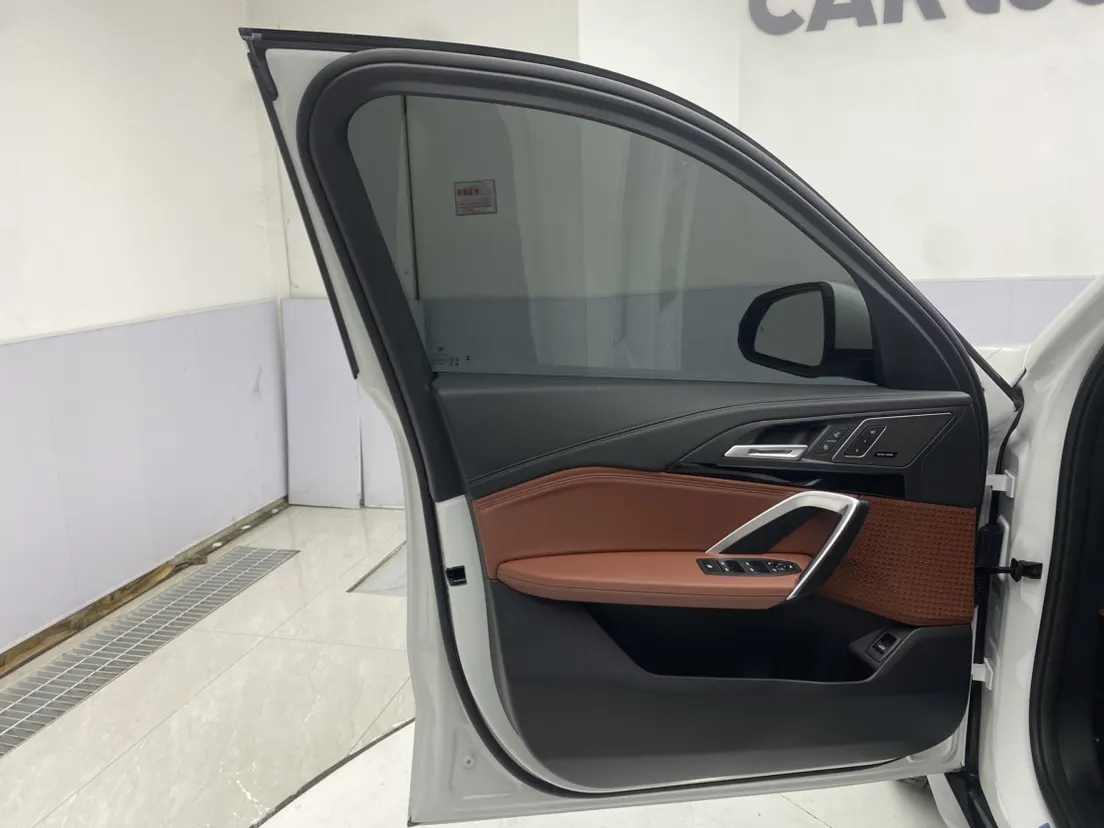 BMW X1, 2026 17