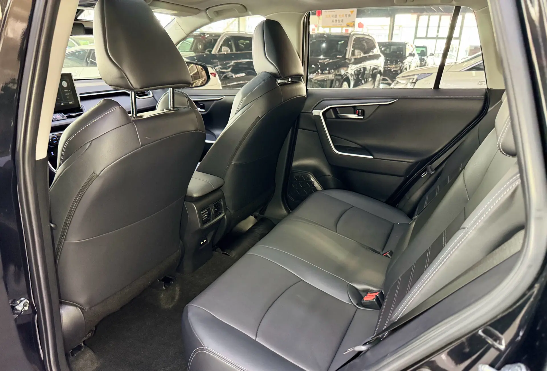Toyota Wildlander, 2021 20