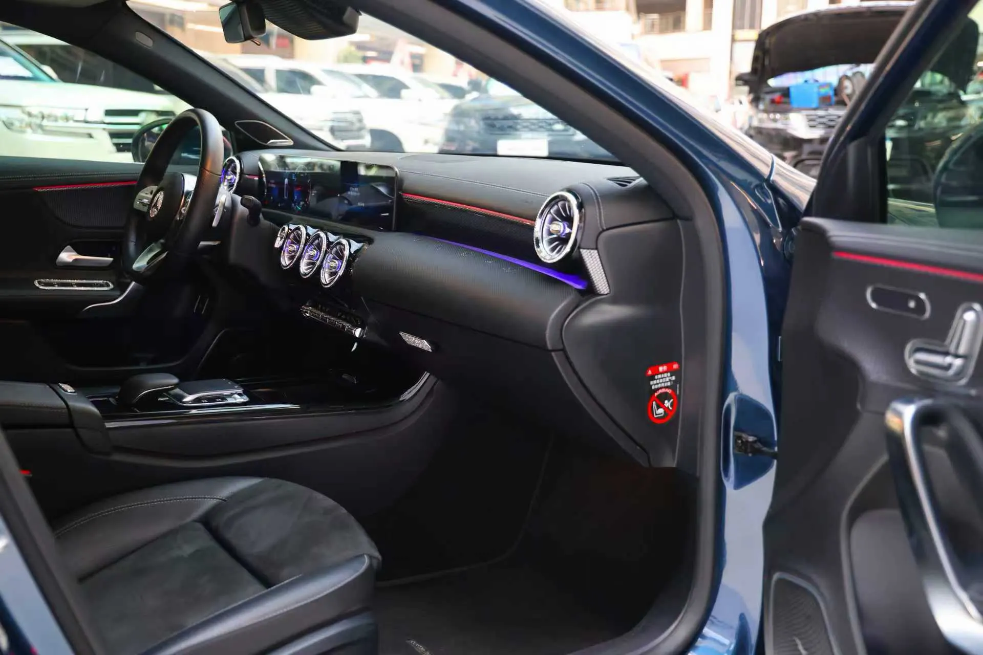 Mercedes-Benz A 200 L, 2019 14