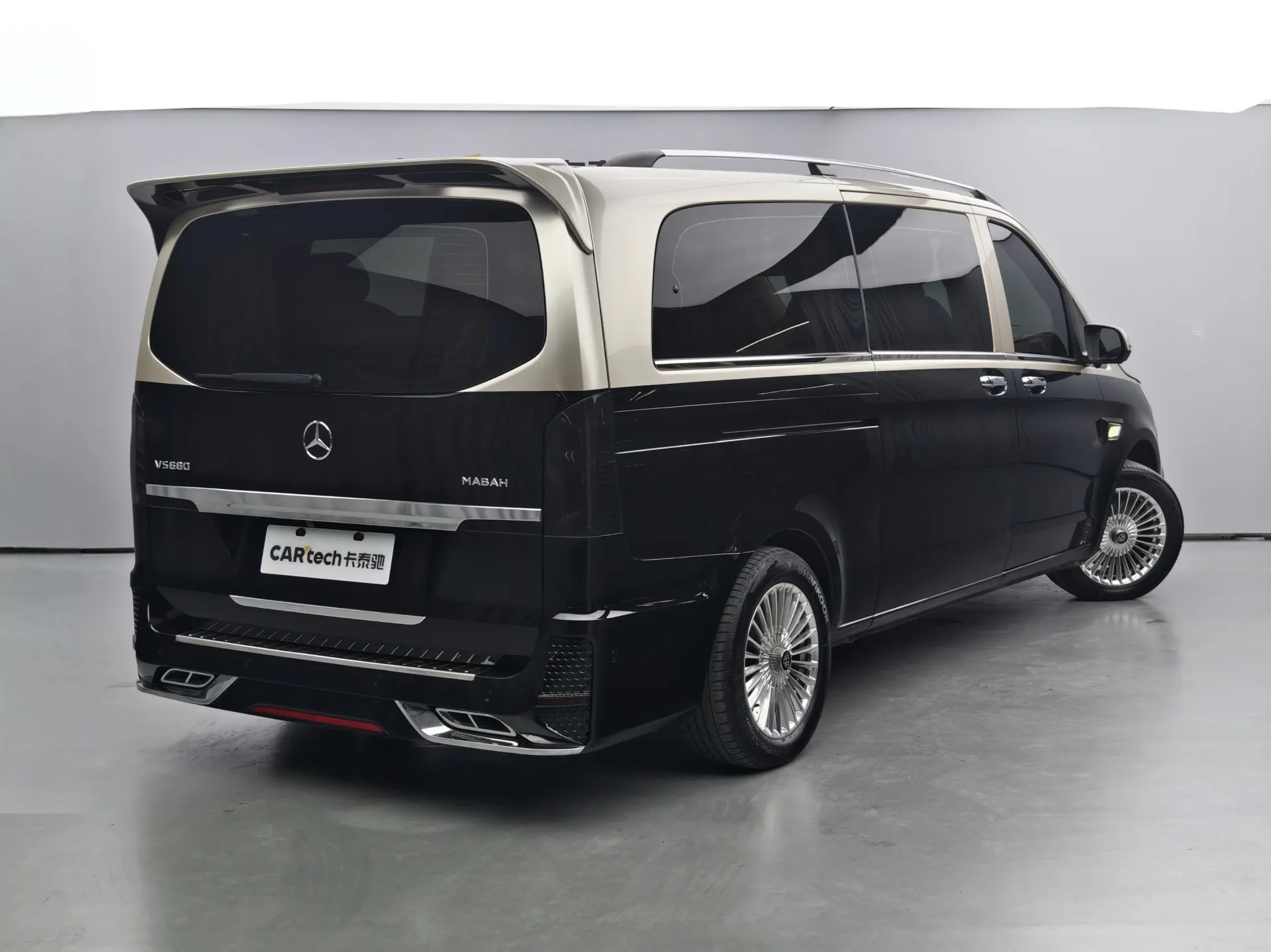 Mercedes-Benz Vito, 2024 3