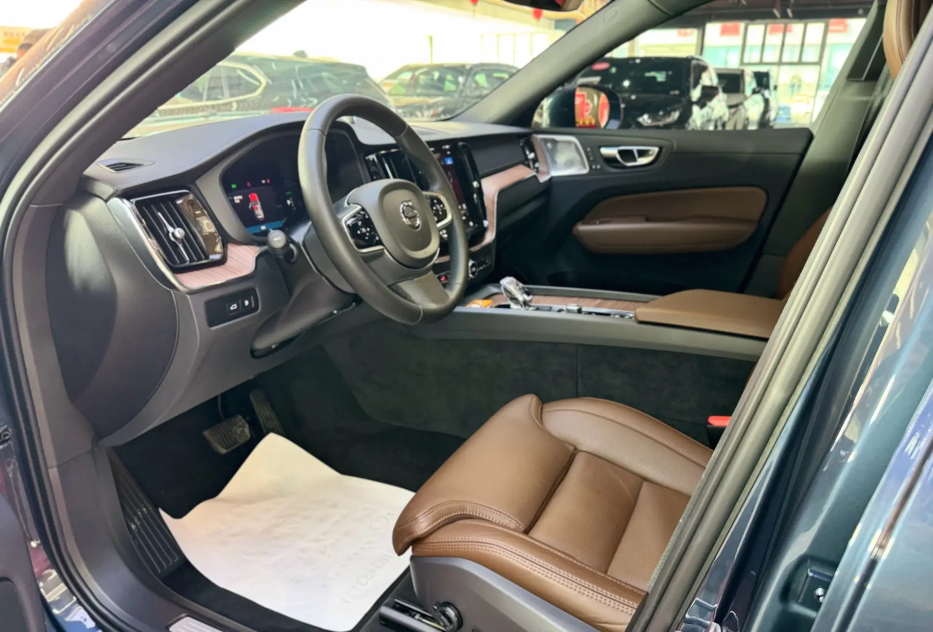 Volvo XC60, 2024 25