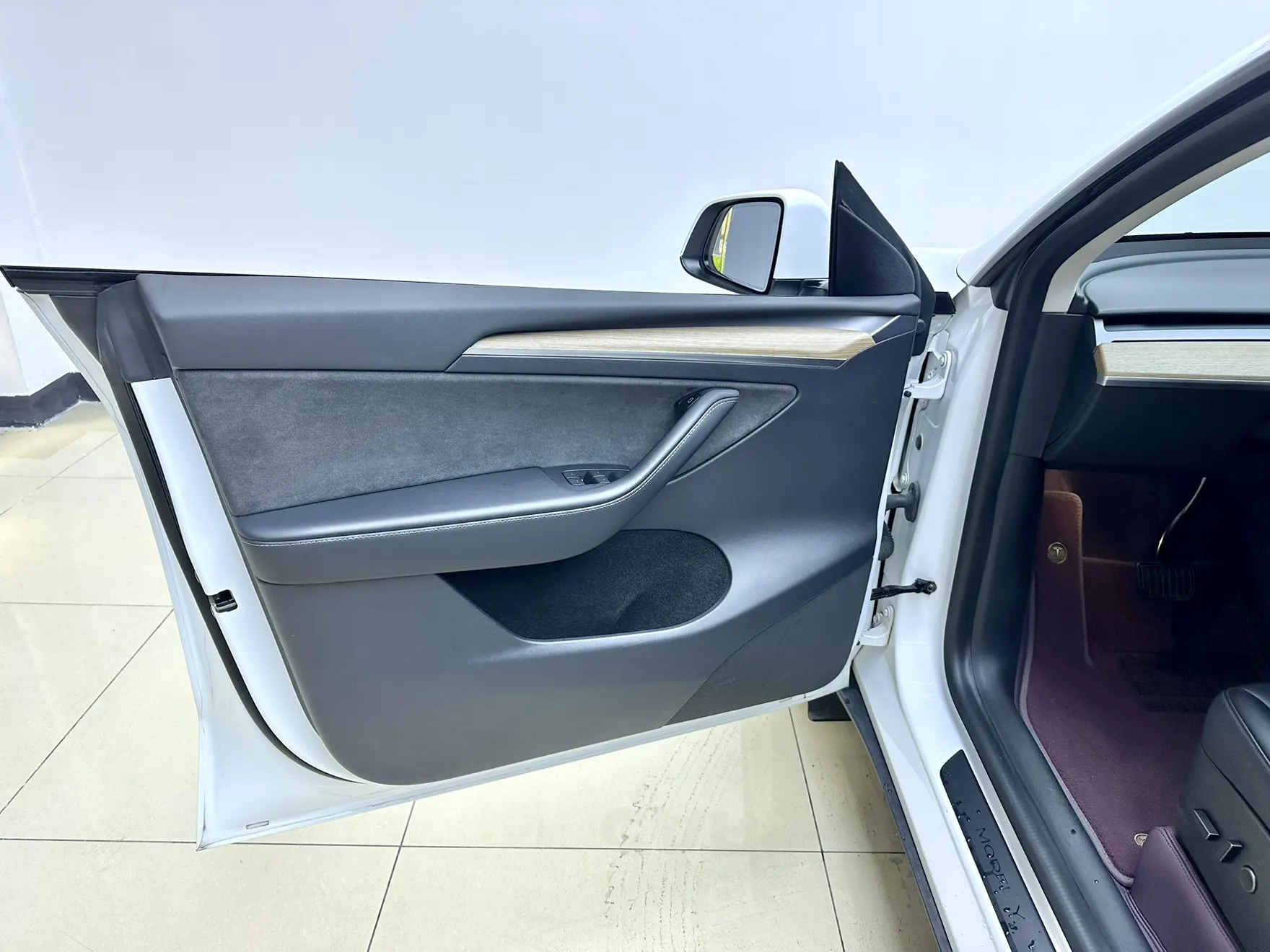 Tesla Model Y, 2022 12