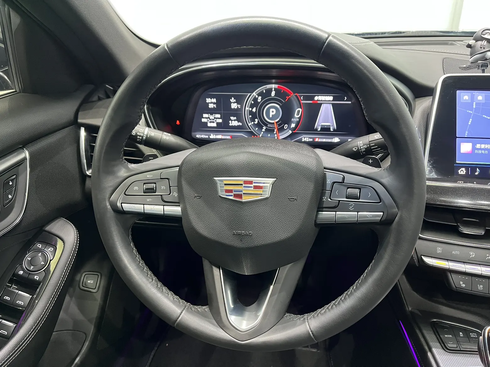 Cadillac CT5, 2023 11