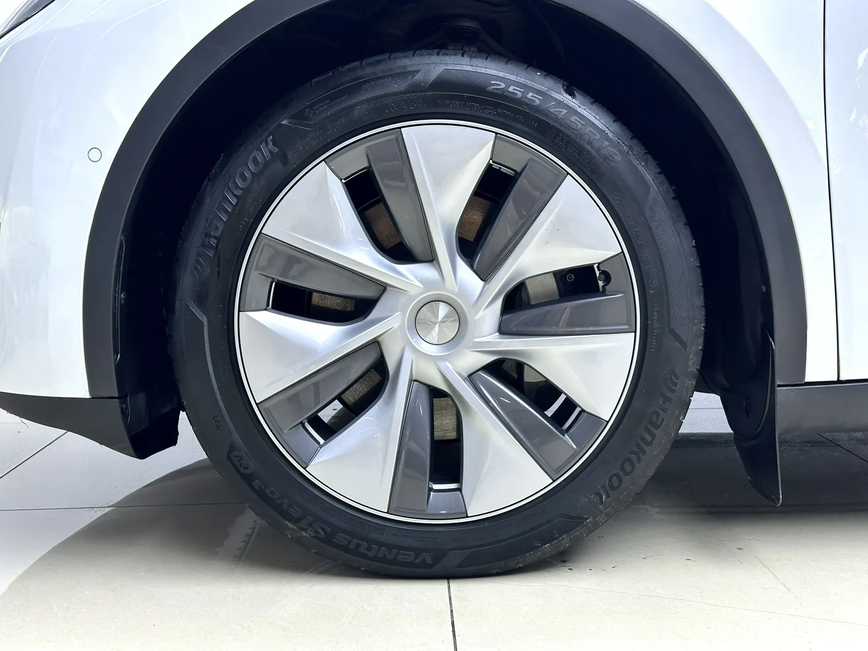 Tesla Model Y, 2022 6