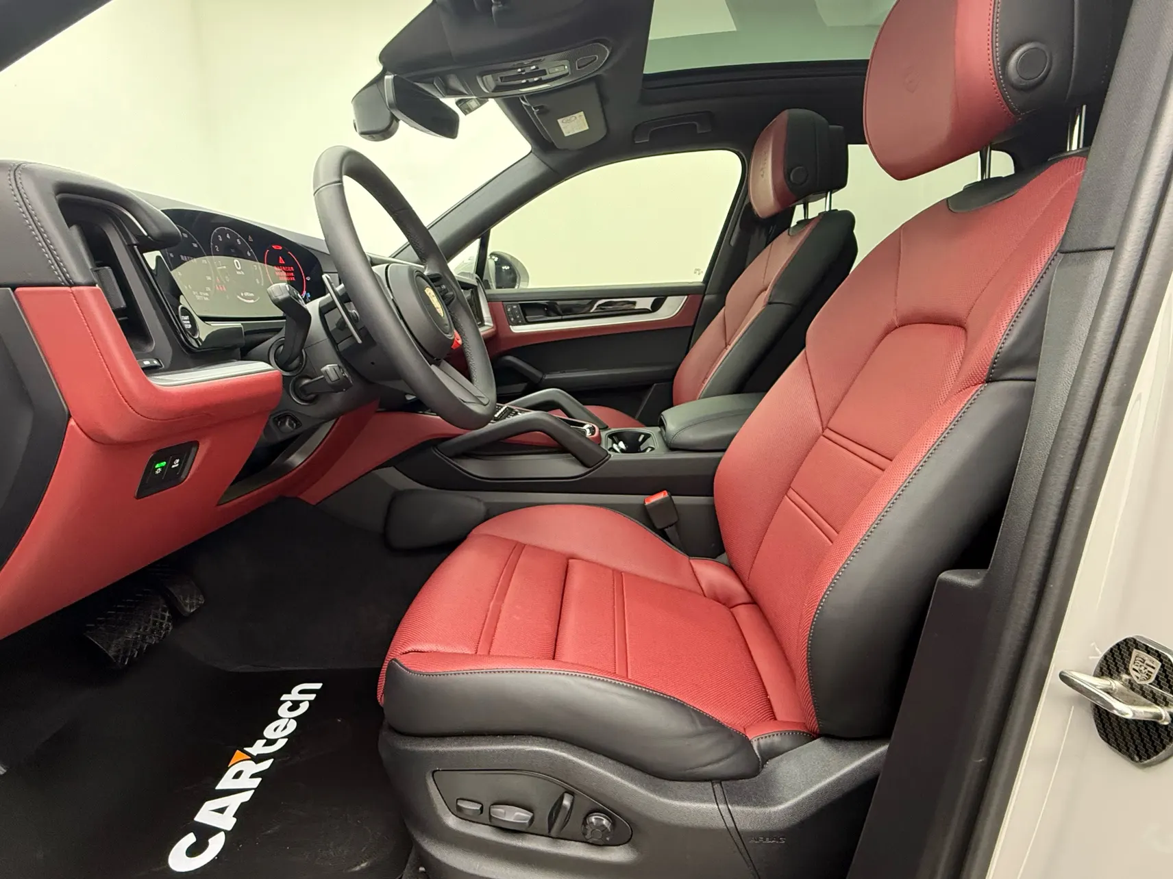 Porsche Cayenne, 2025 16