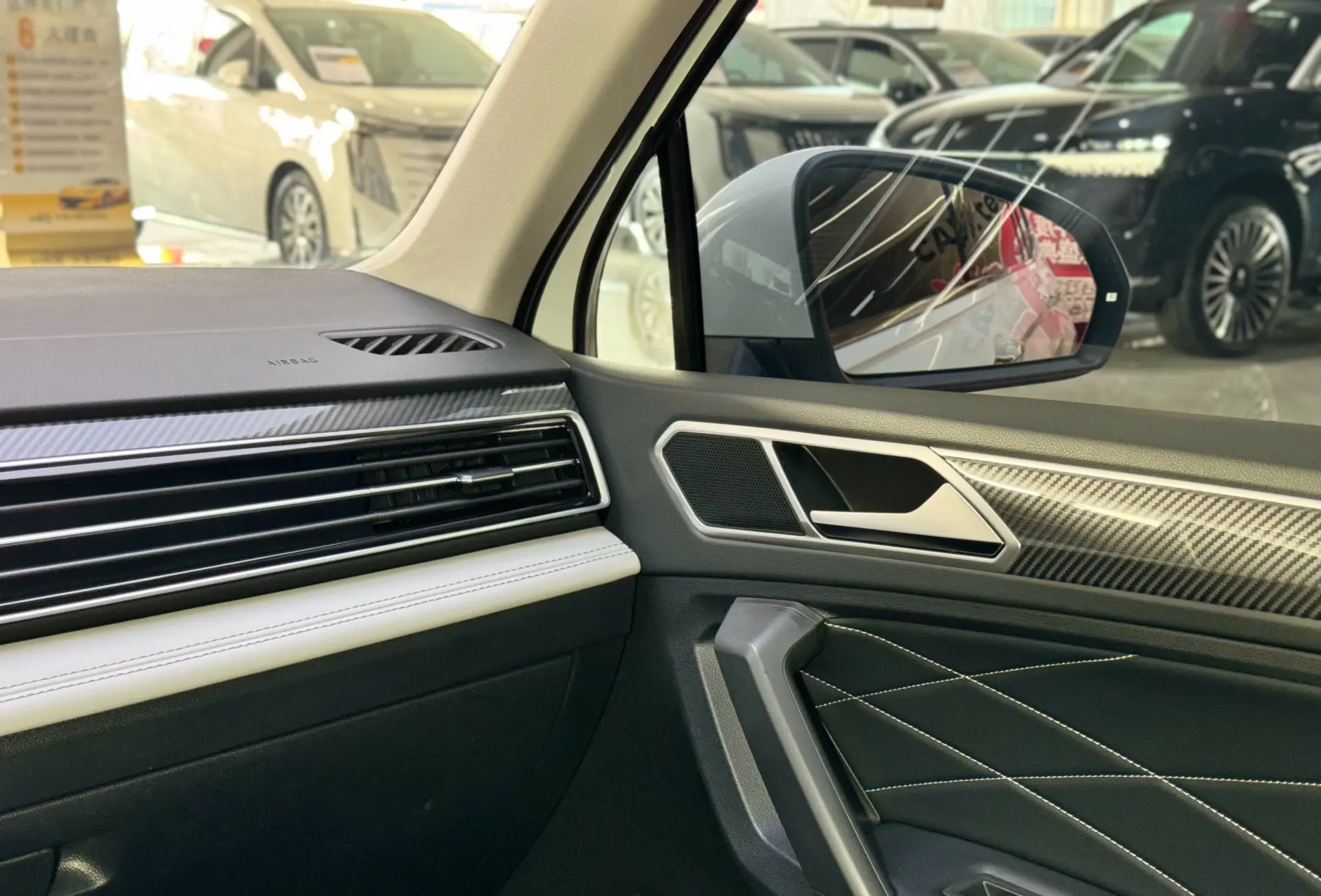 Volkswagen Tiguan L, 2025 24