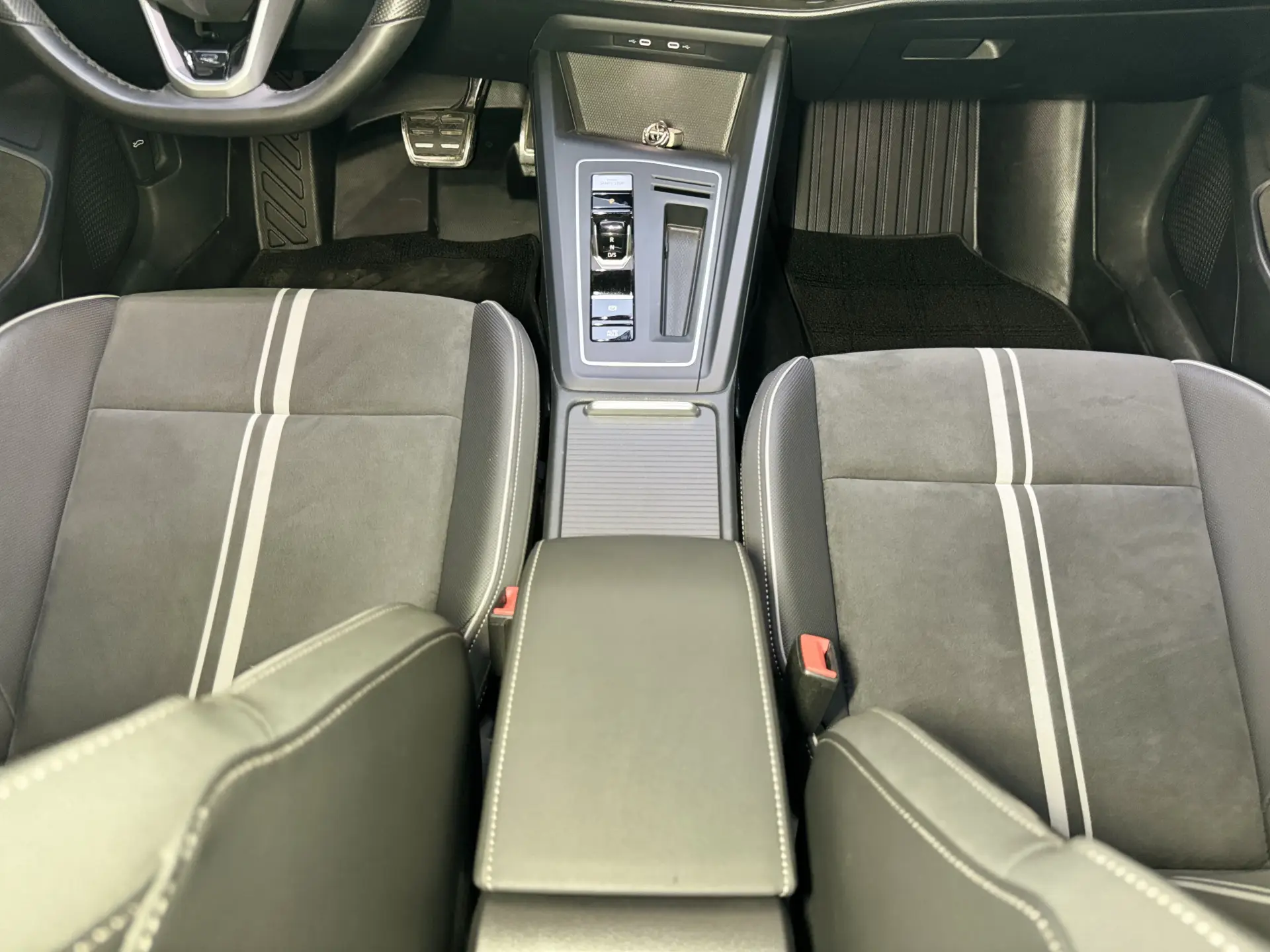 Volkswagen Golf, 2022 28