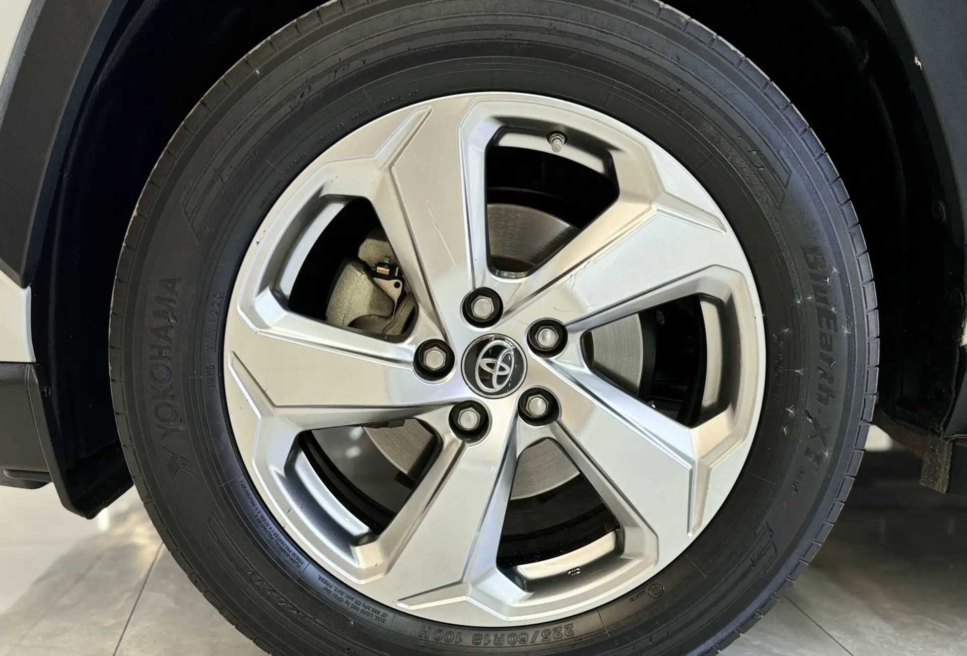 Toyota RAV4, 2021 11