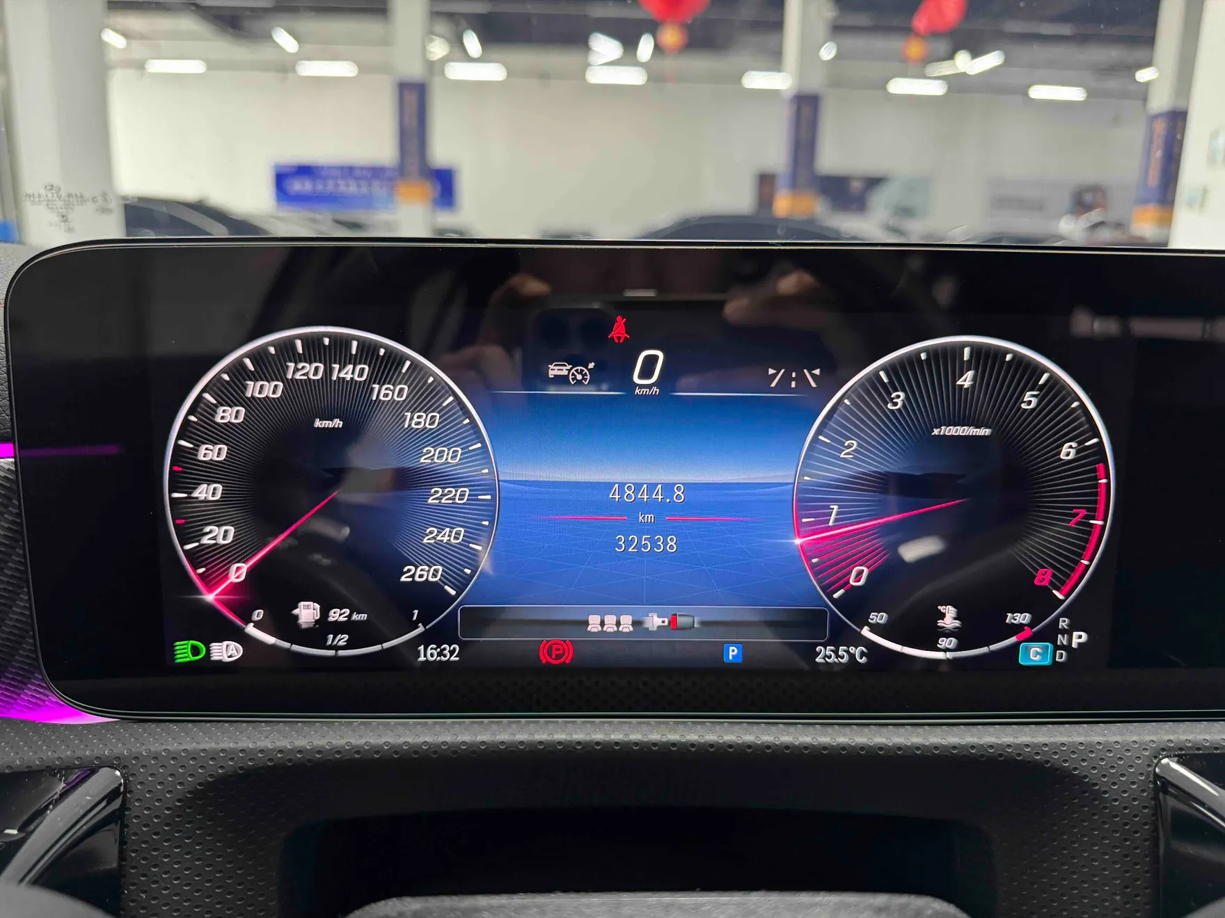 Mercedes-Benz A 200 L, 2024 13