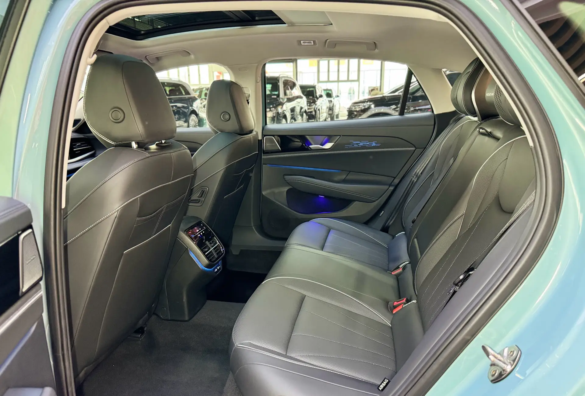 Volkswagen Passat, 2026 26
