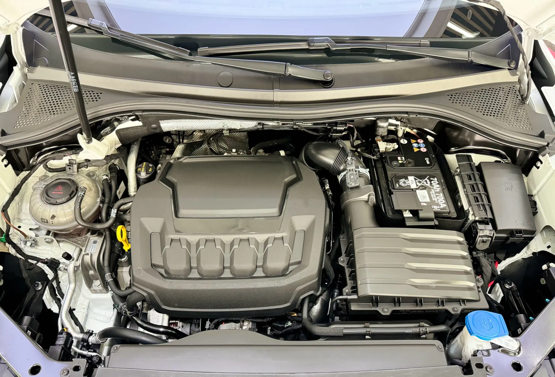 Volkswagen Tiguan L, 2025 12