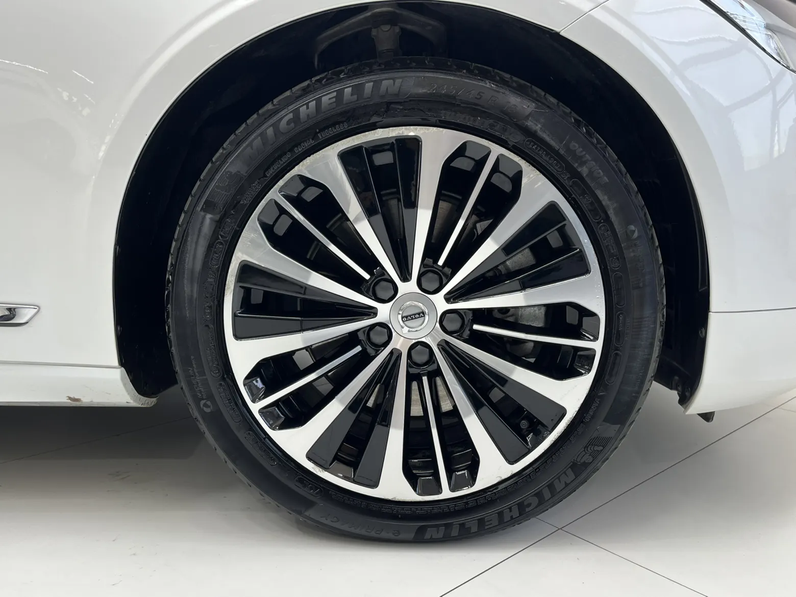 Volvo S90, 2023 10
