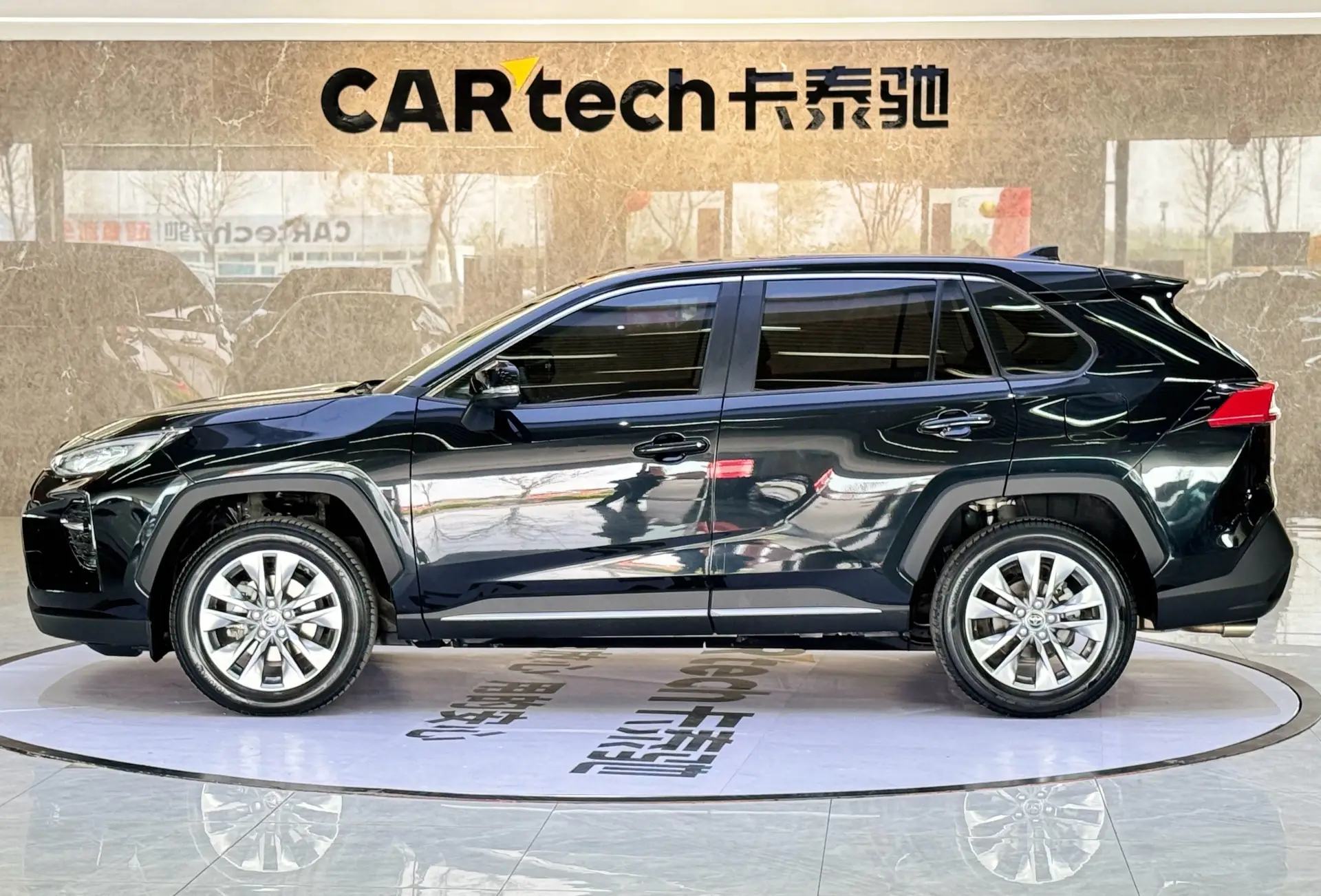 Toyota Wildlander, 2021 8