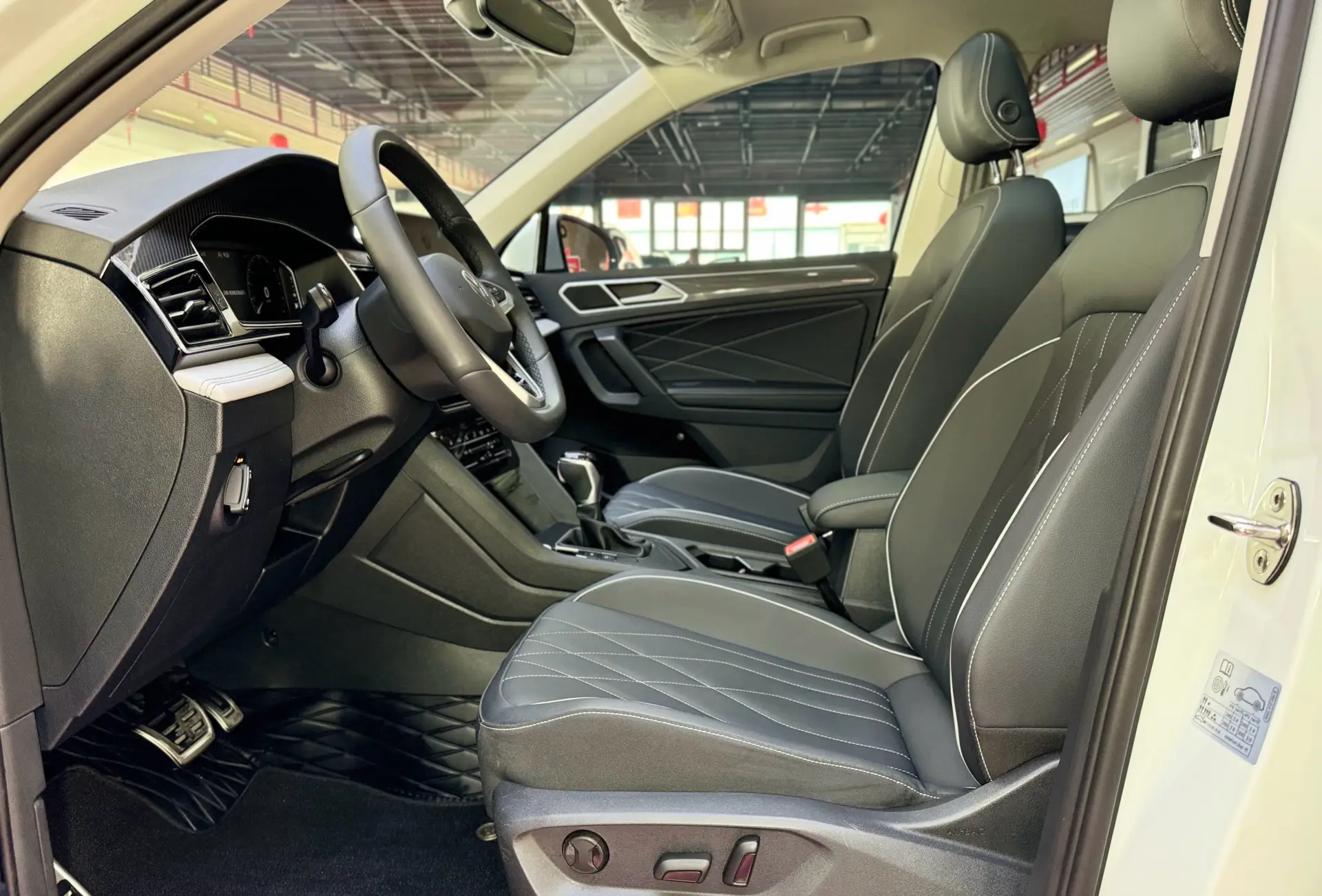 Volkswagen Tiguan L, 2025 19