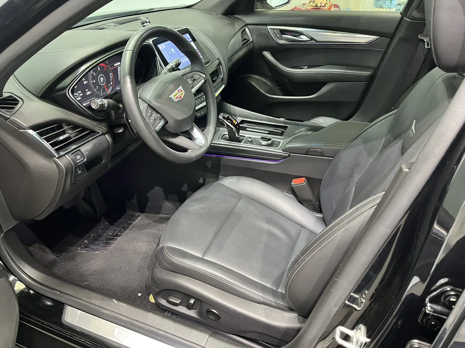 Cadillac CT5, 2023 13