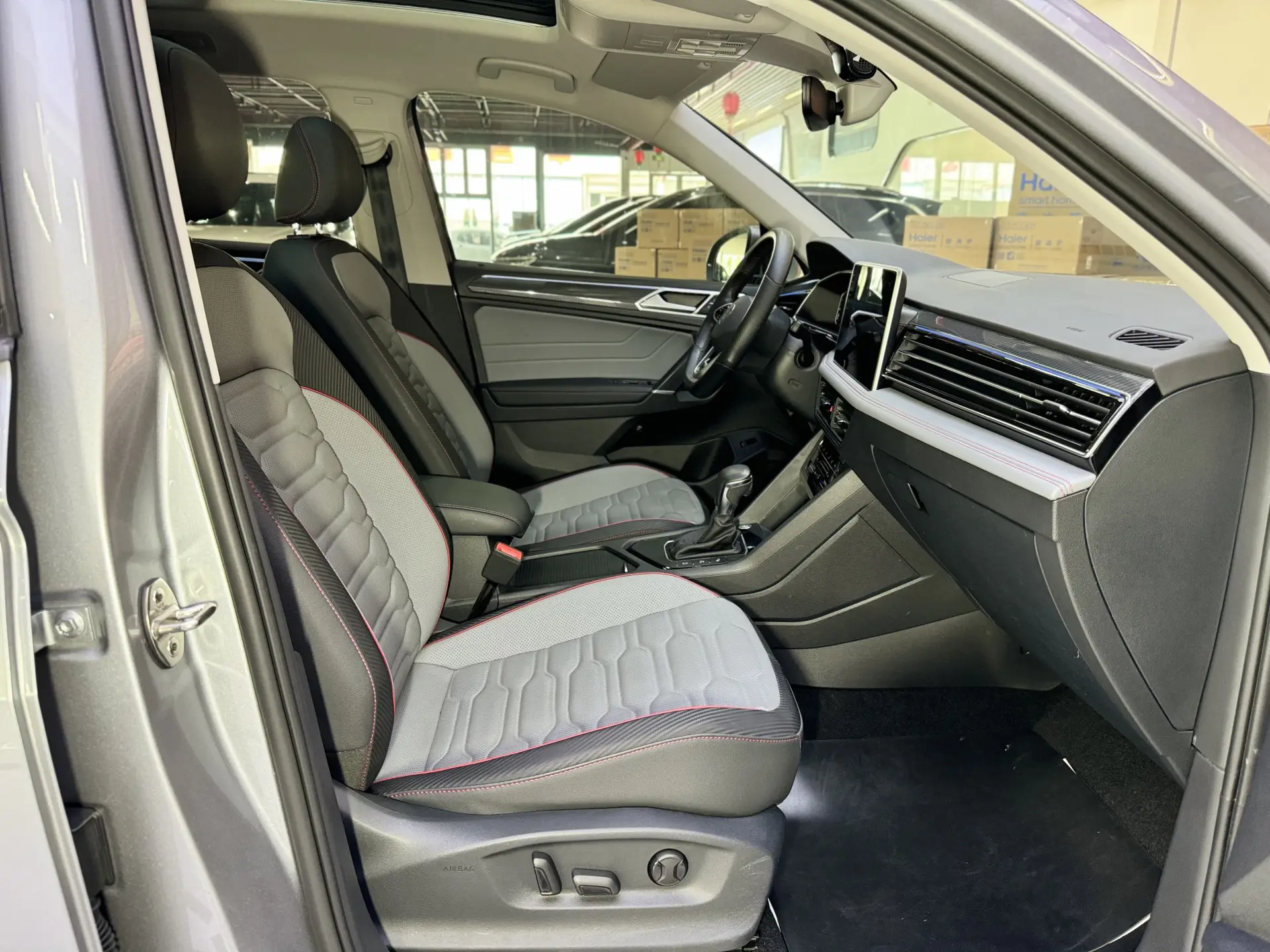 Volkswagen Tiguan L, 2022 18