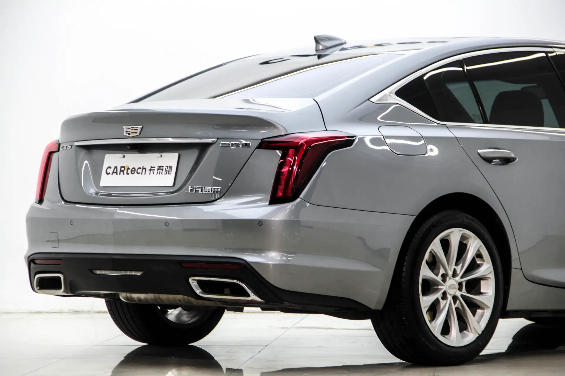 Cadillac CT5, 2023 13