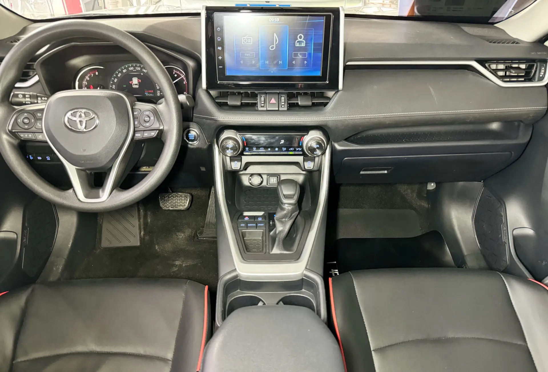 Toyota RAV4, 2021 14