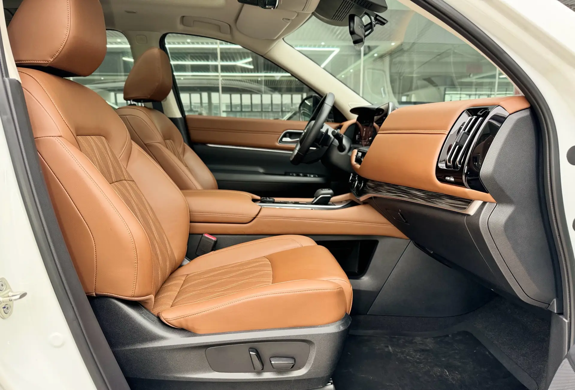 Nissan Pathfinder, 2024 20