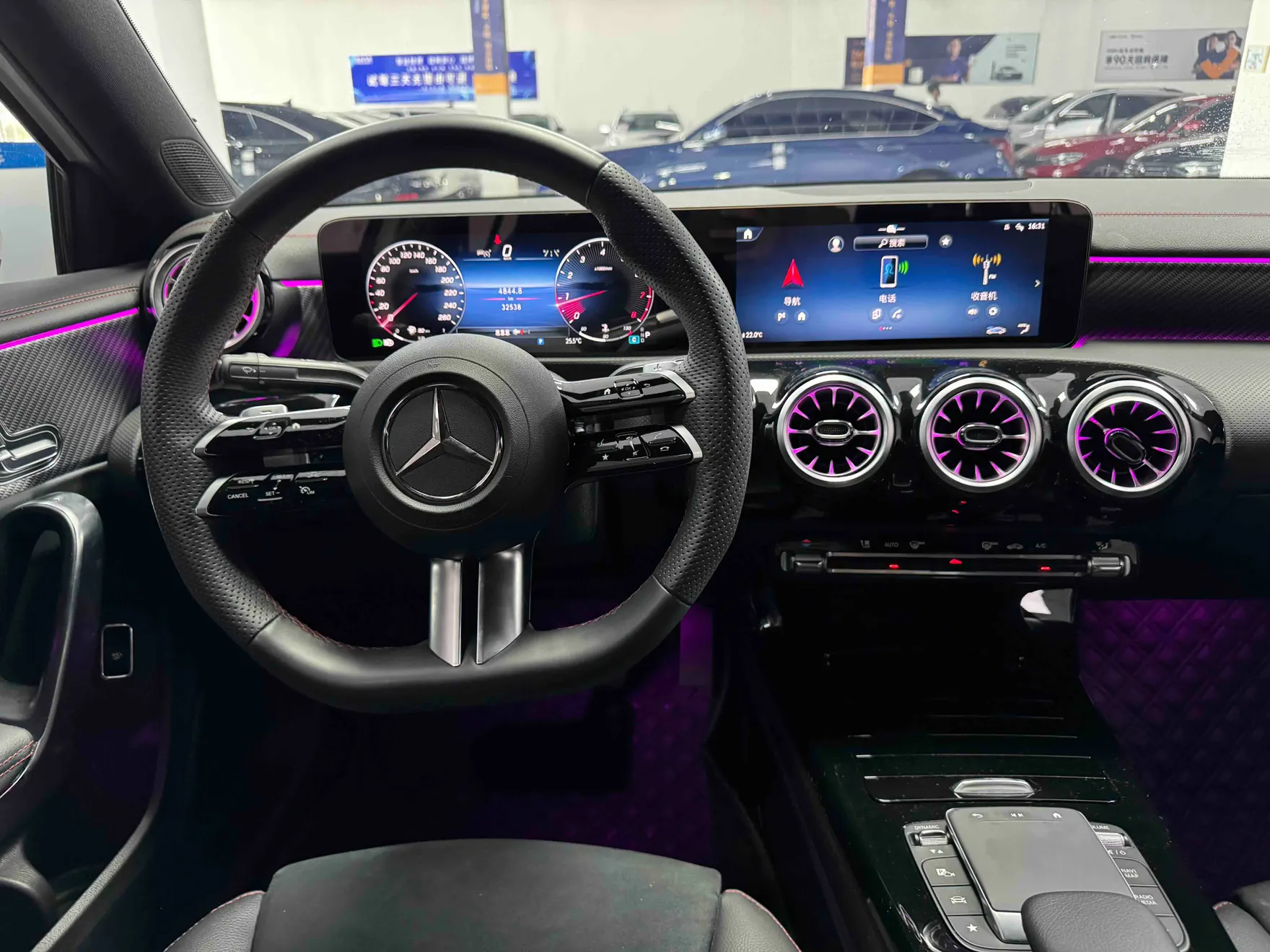 Mercedes-Benz A 200 L, 2024 11