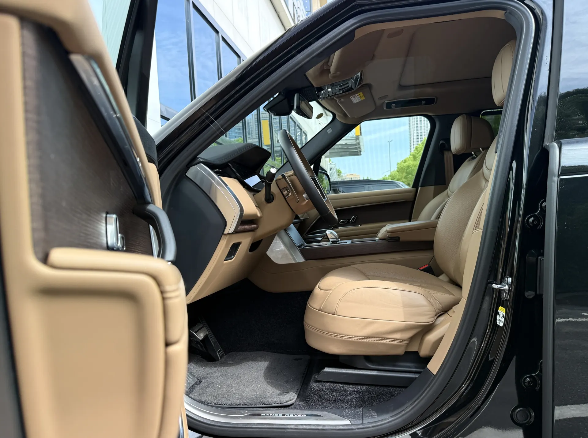 Land Rover Range Rover, 2024 14