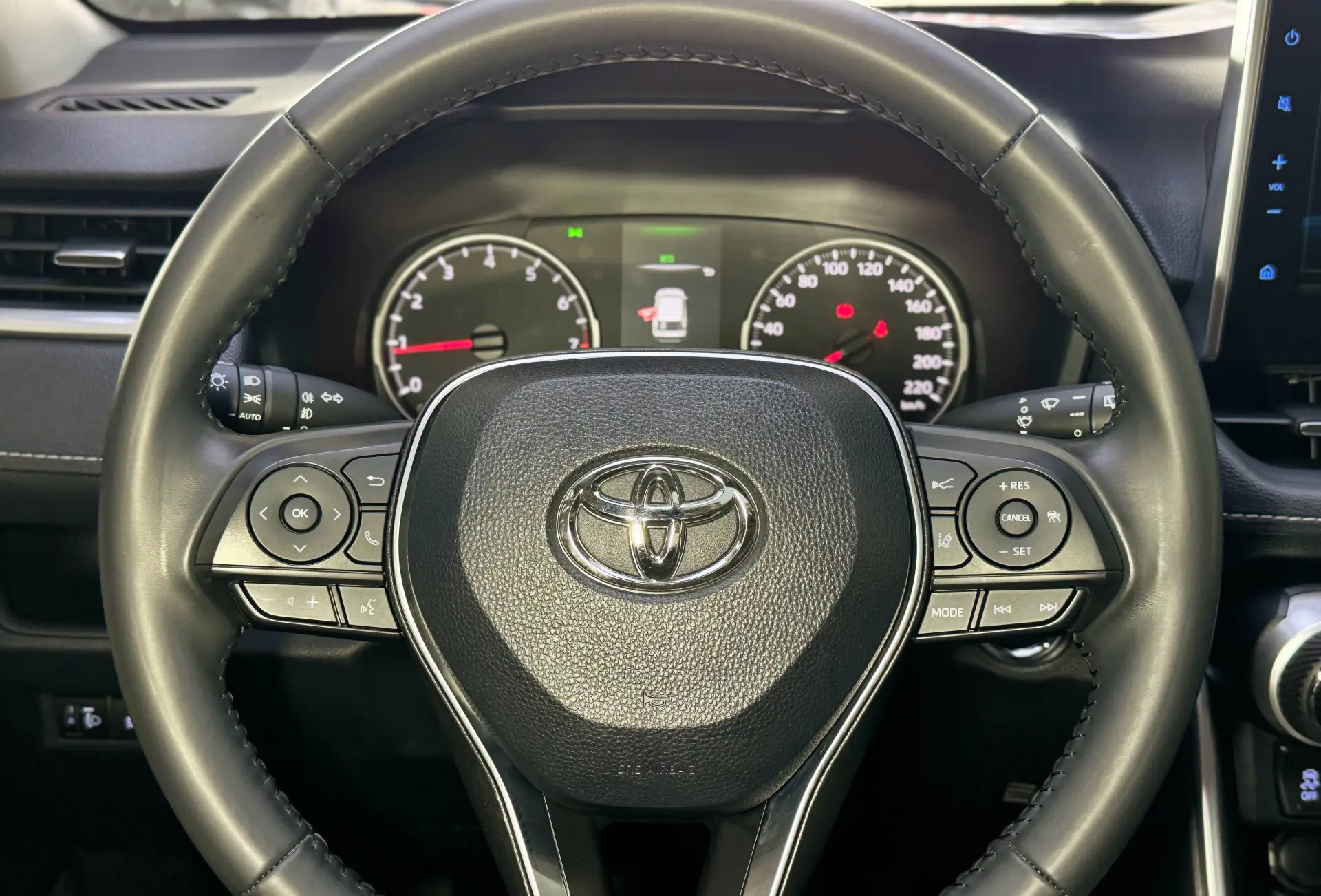 Toyota Wildlander, 2021 15