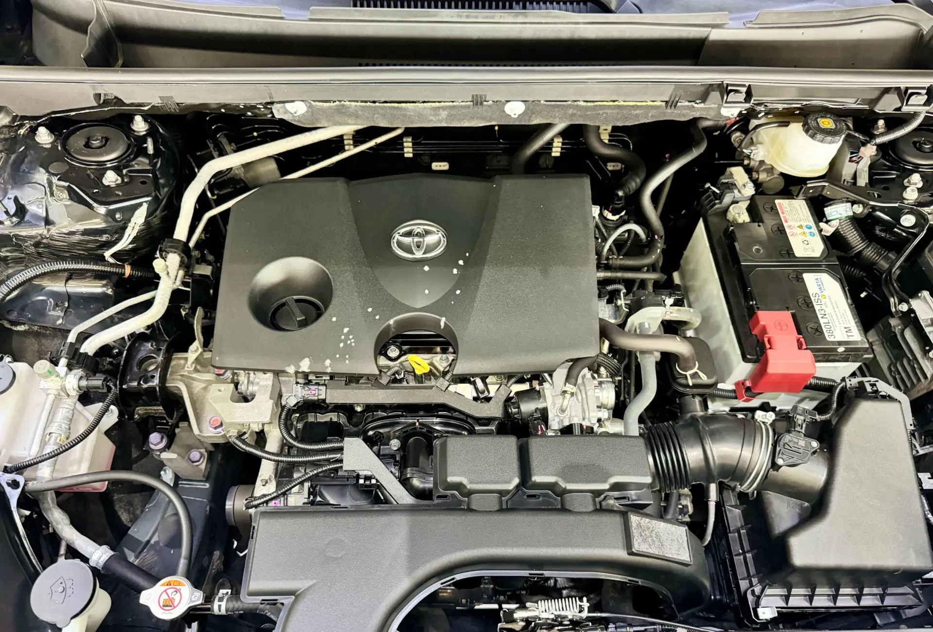 Toyota Wildlander, 2021 12