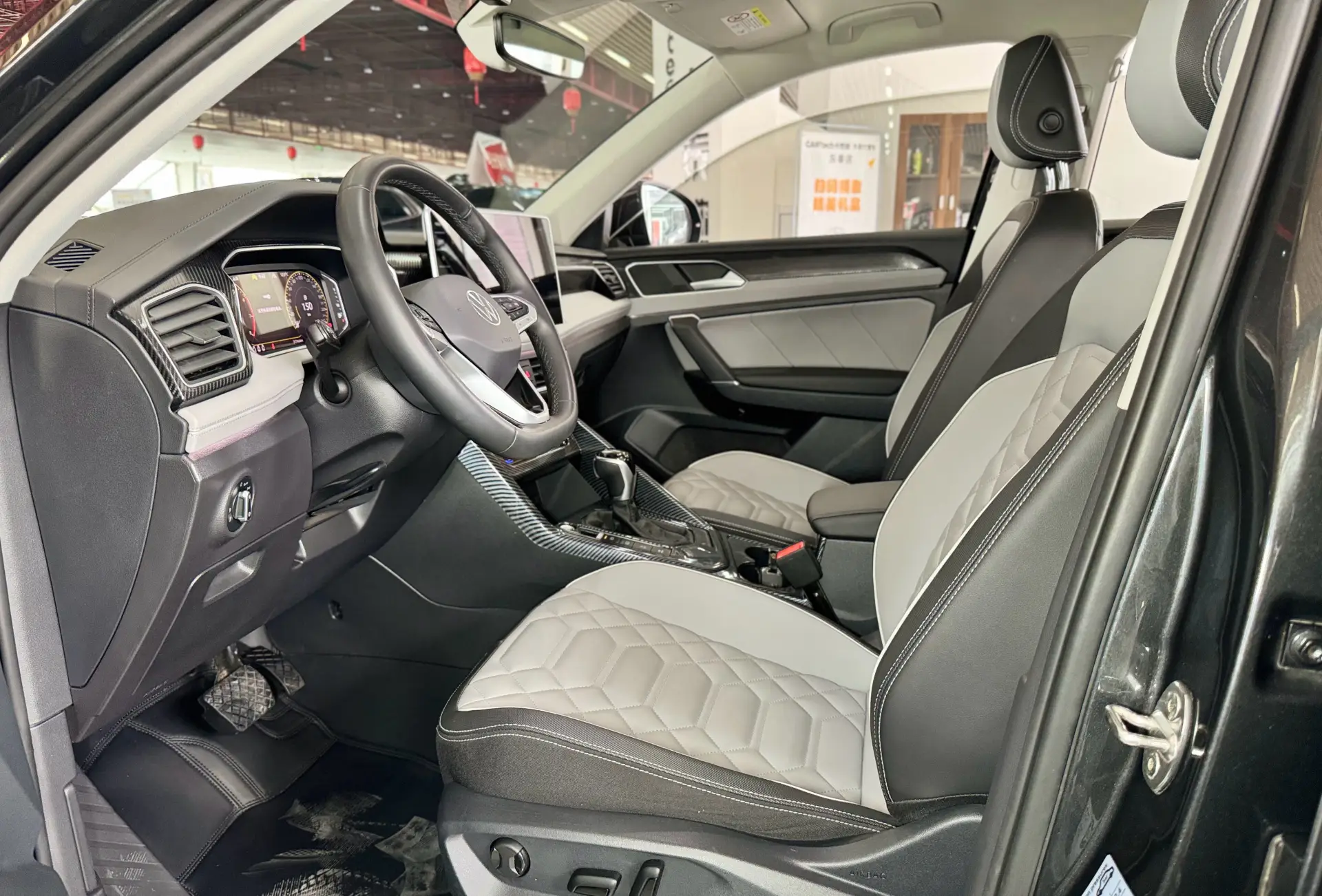 Volkswagen Passat, 2026 18