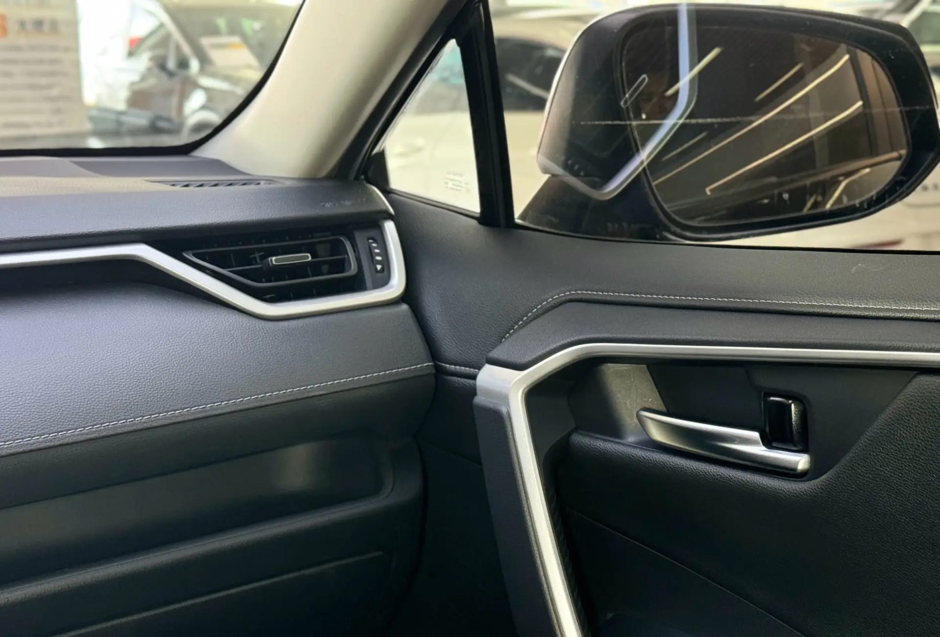 Toyota Wildlander, 2021 25