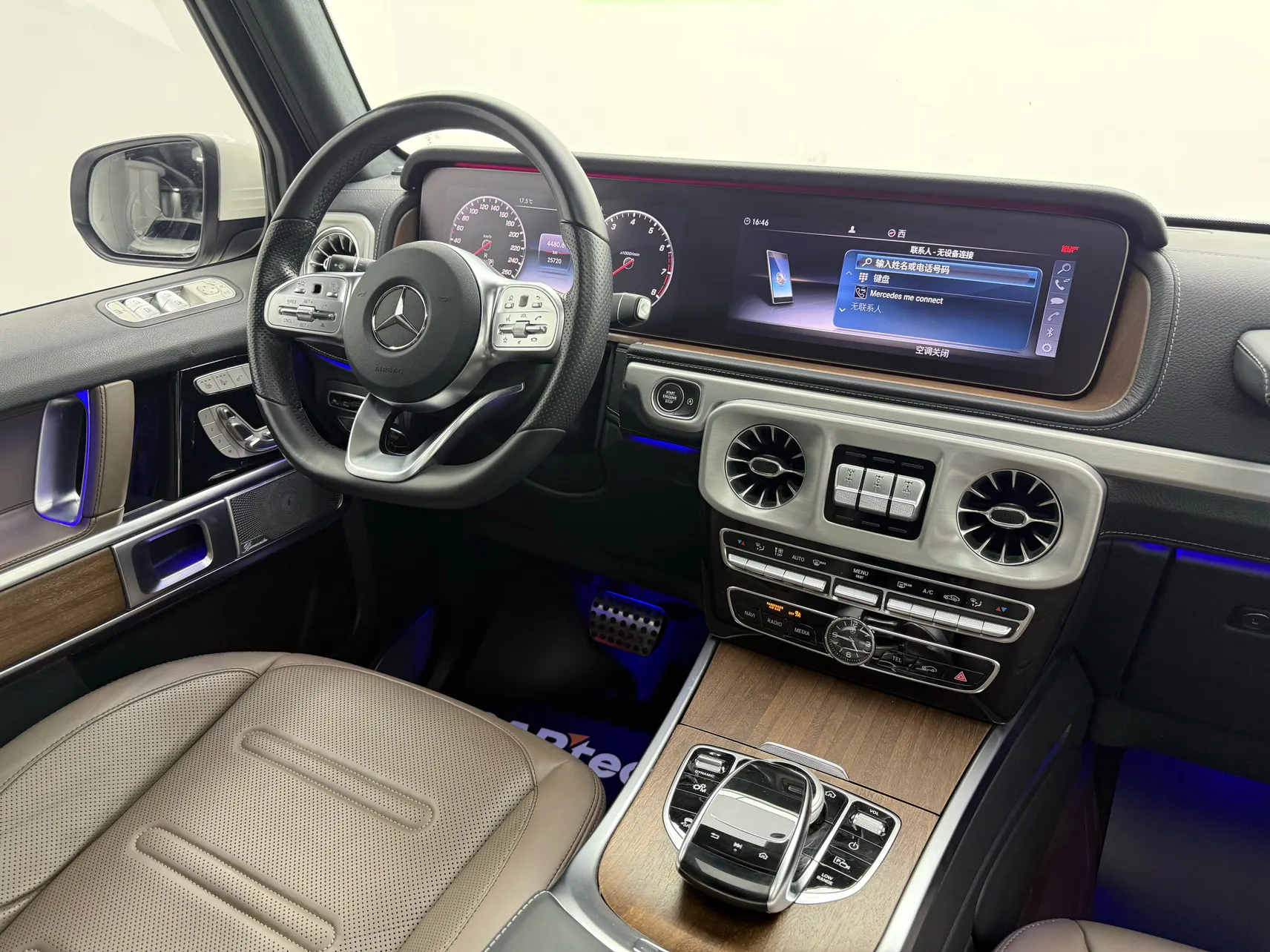 Mercedes-Benz G 500, 2022 13