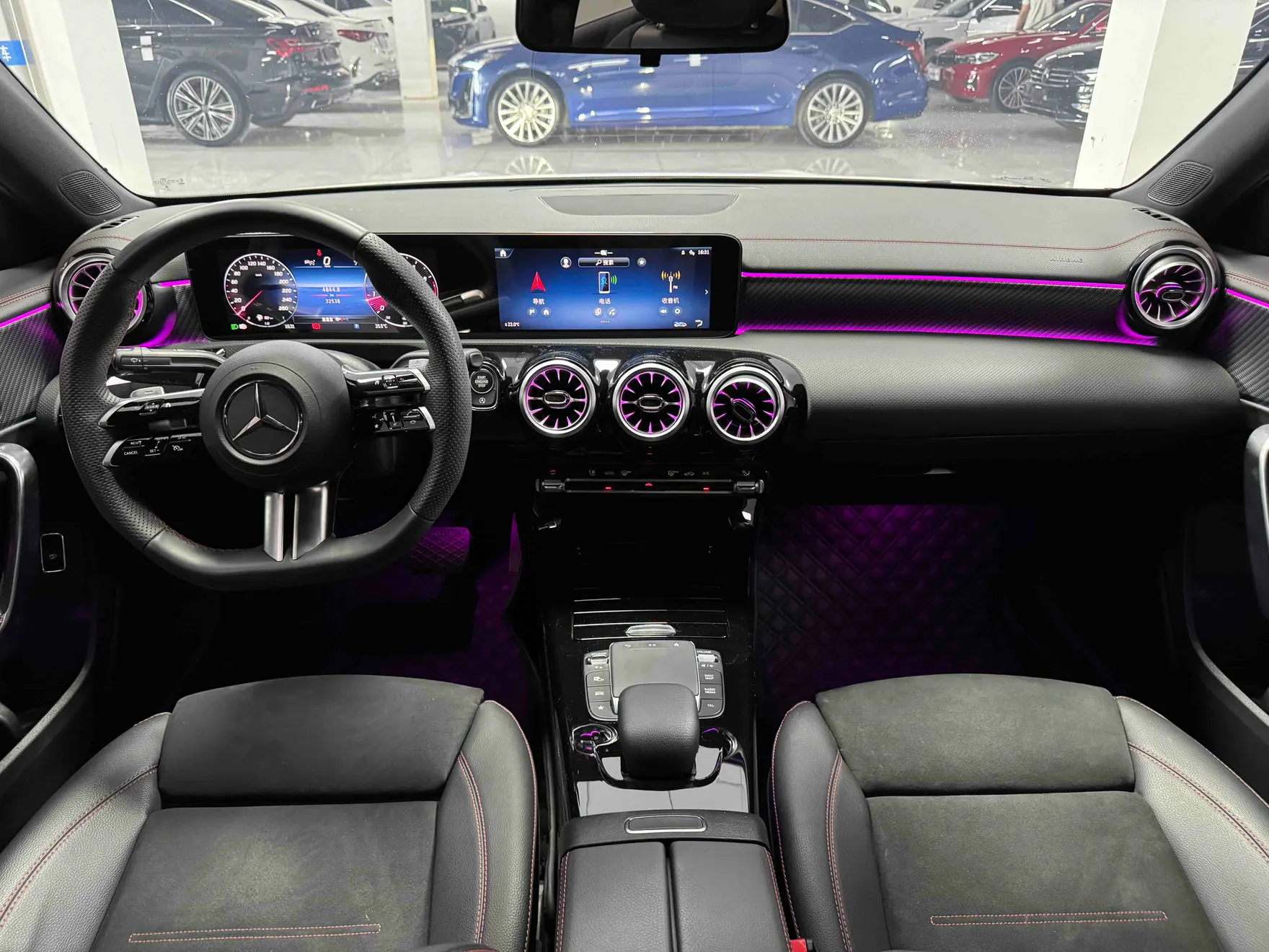 Mercedes-Benz A 200 L, 2024 8