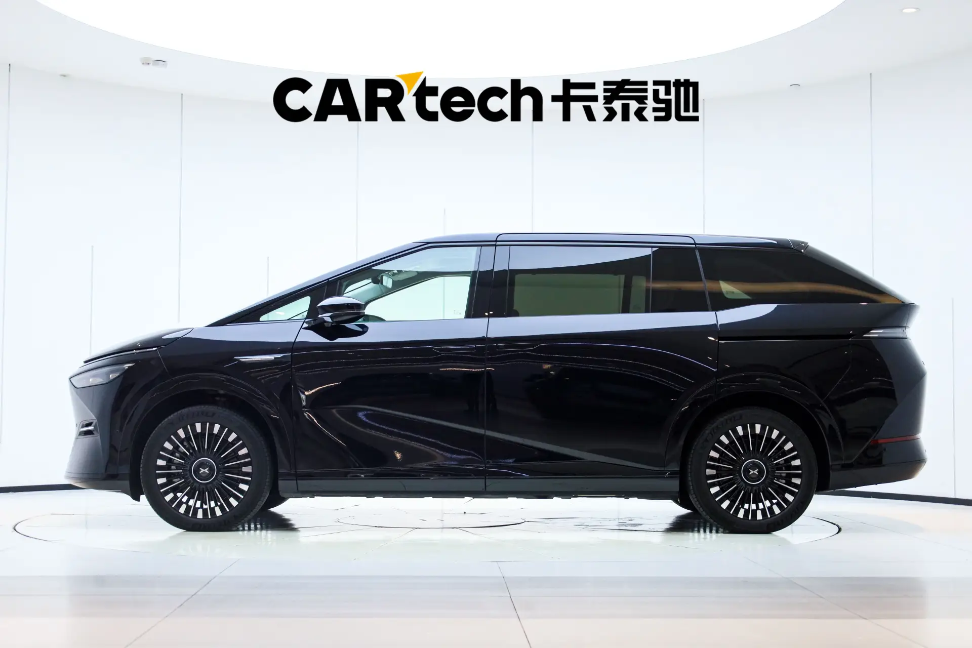 Xpeng X9, 2025 3