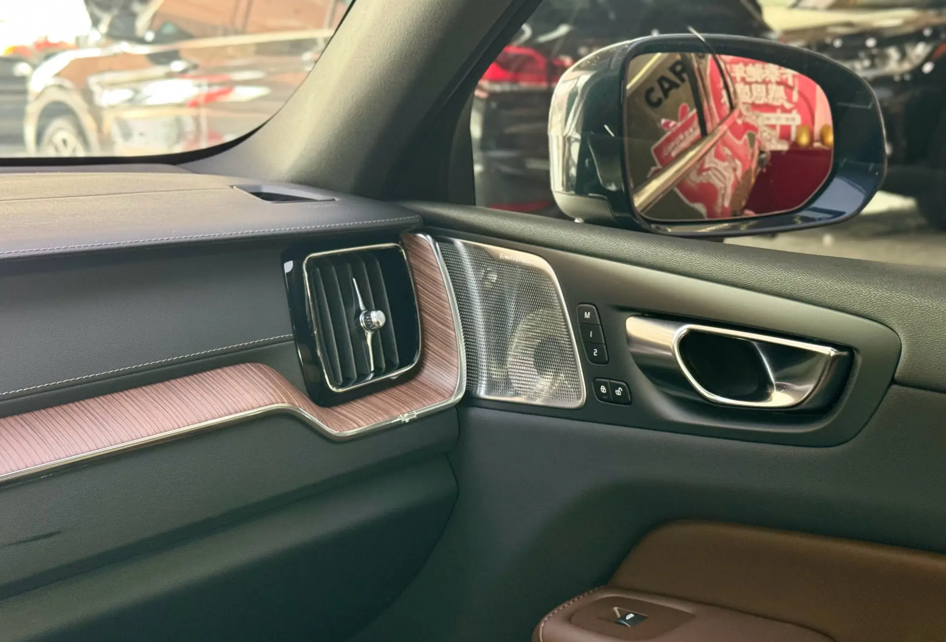 Volvo XC60, 2024 24