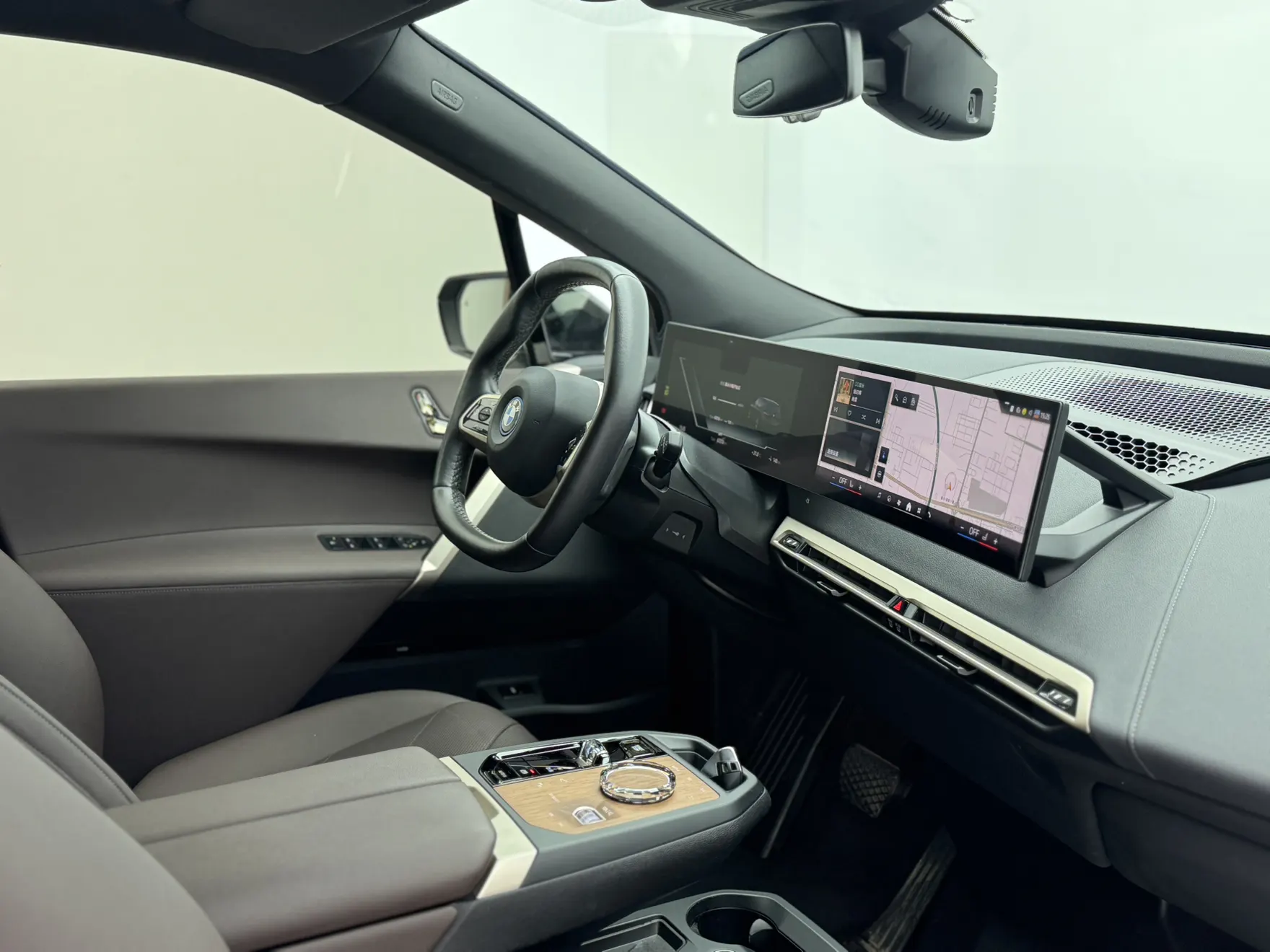 BMW iX, 2024 24