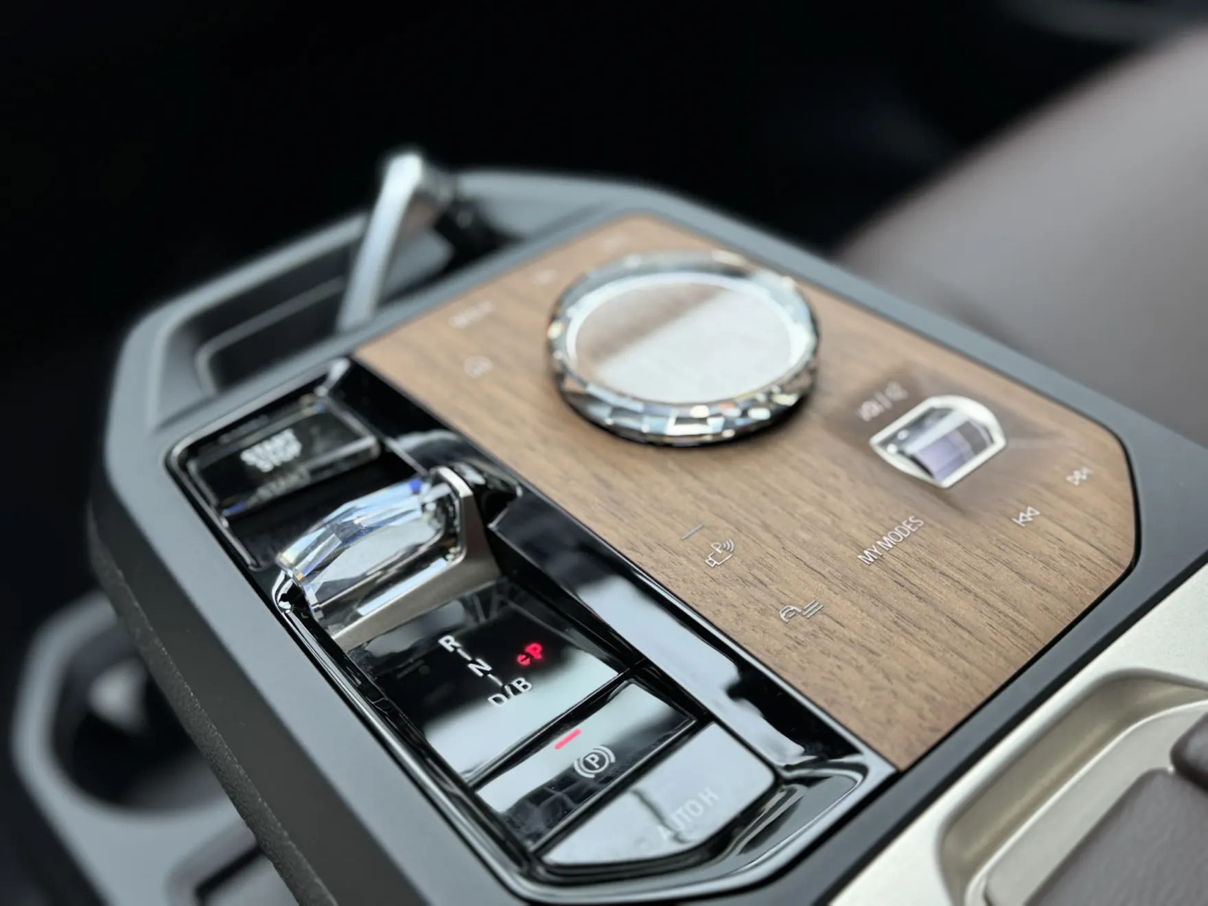 BMW iX, 2024 17