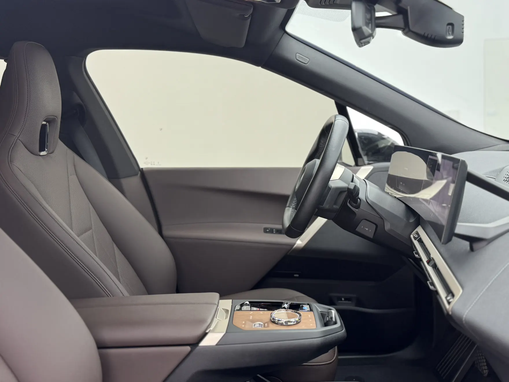 BMW iX, 2024 12