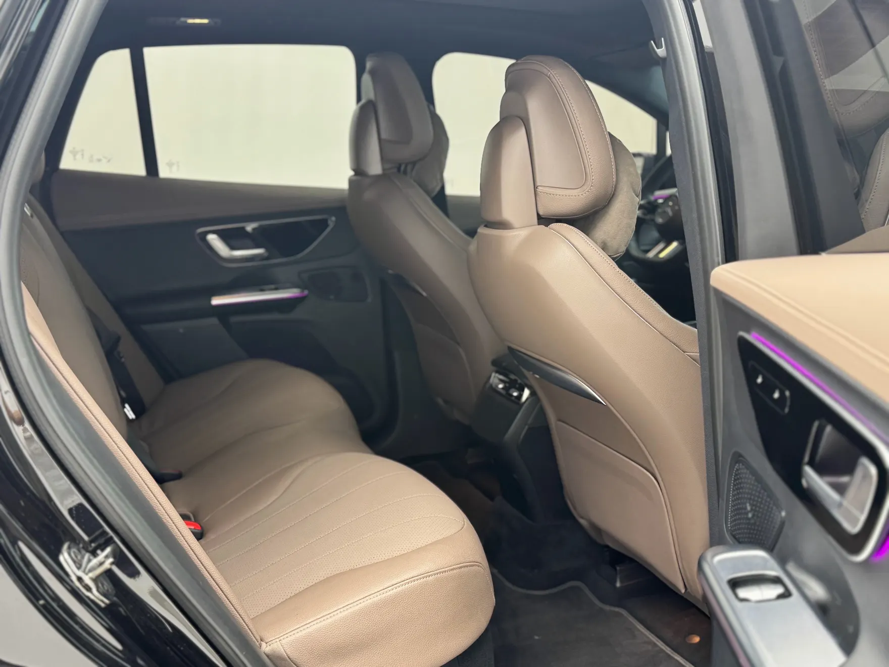 Mercedes-Benz EQE, 2024 14