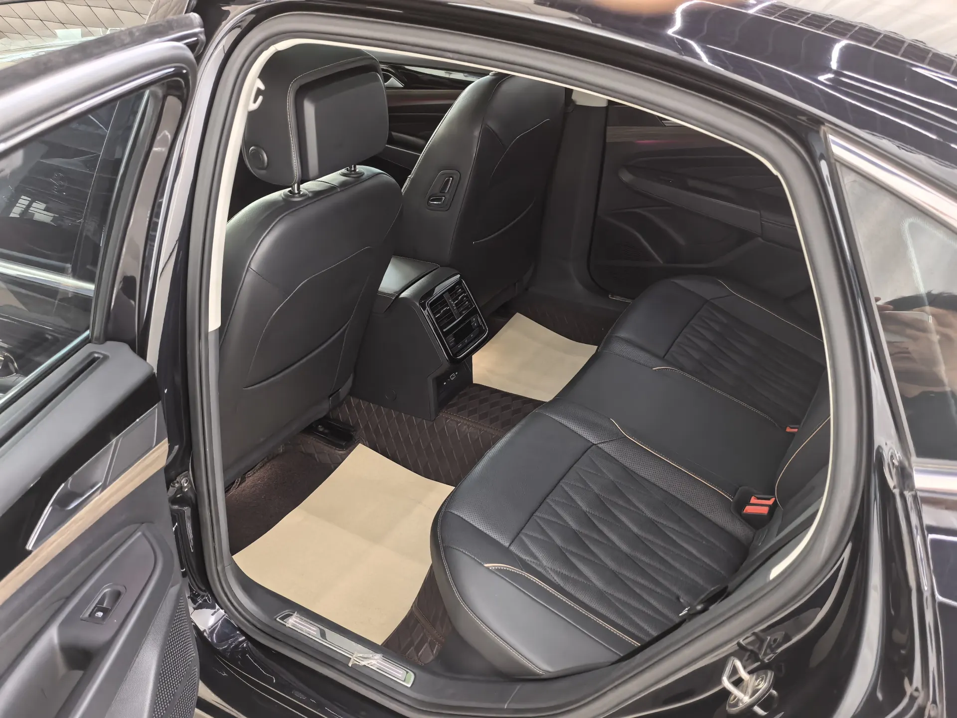 Volkswagen Passat, 2020 20