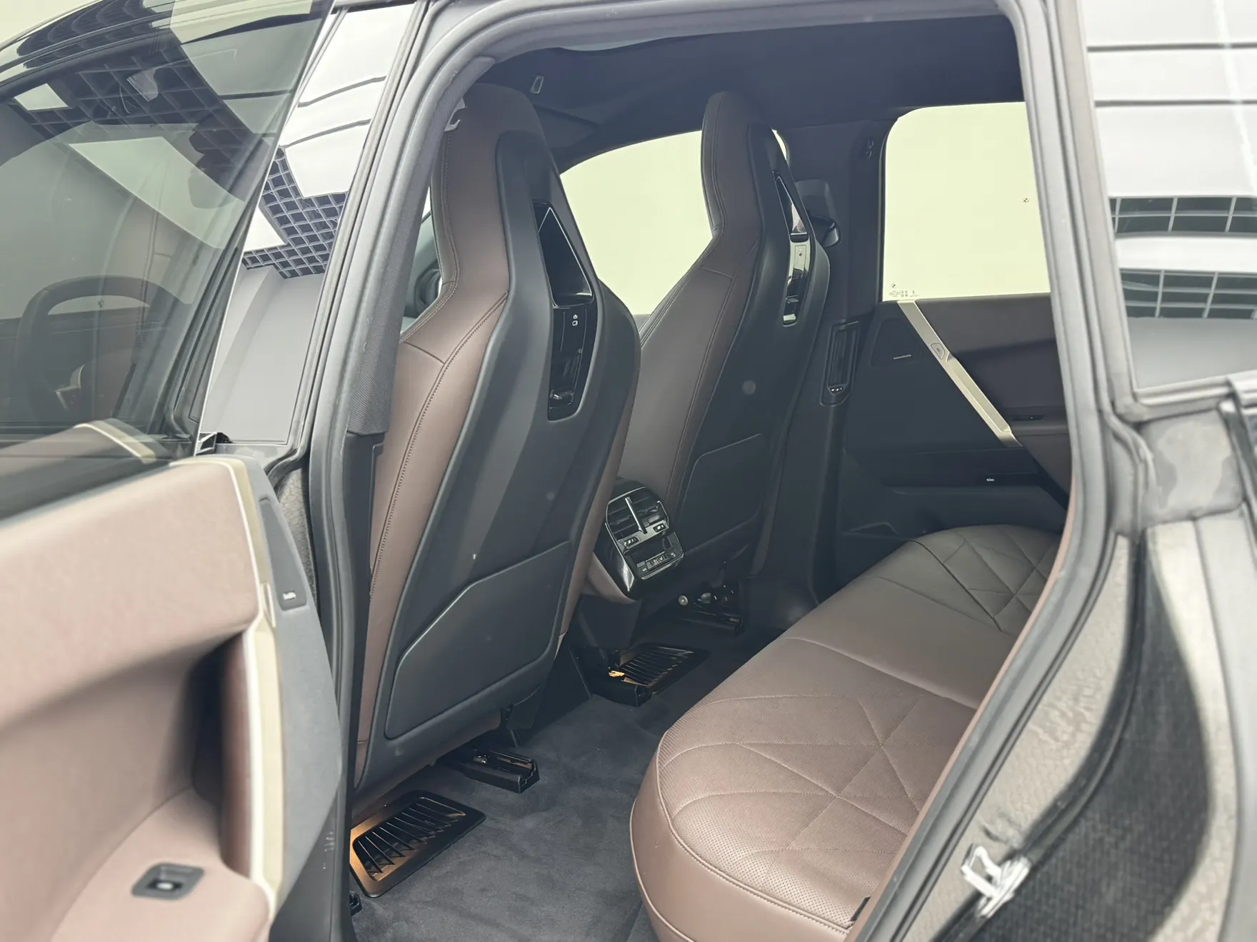 BMW iX, 2024 13