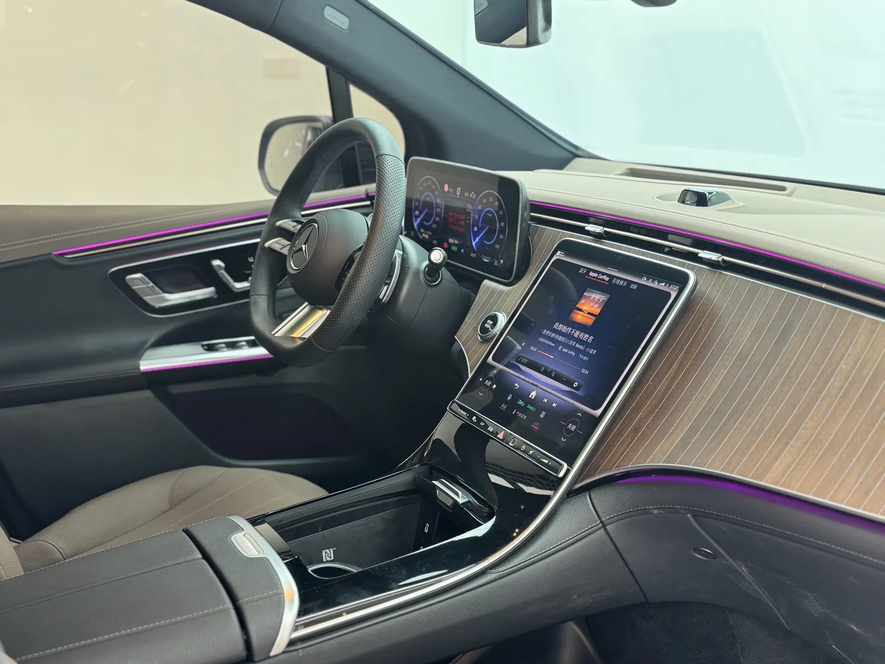 Mercedes-Benz EQE, 2024 26