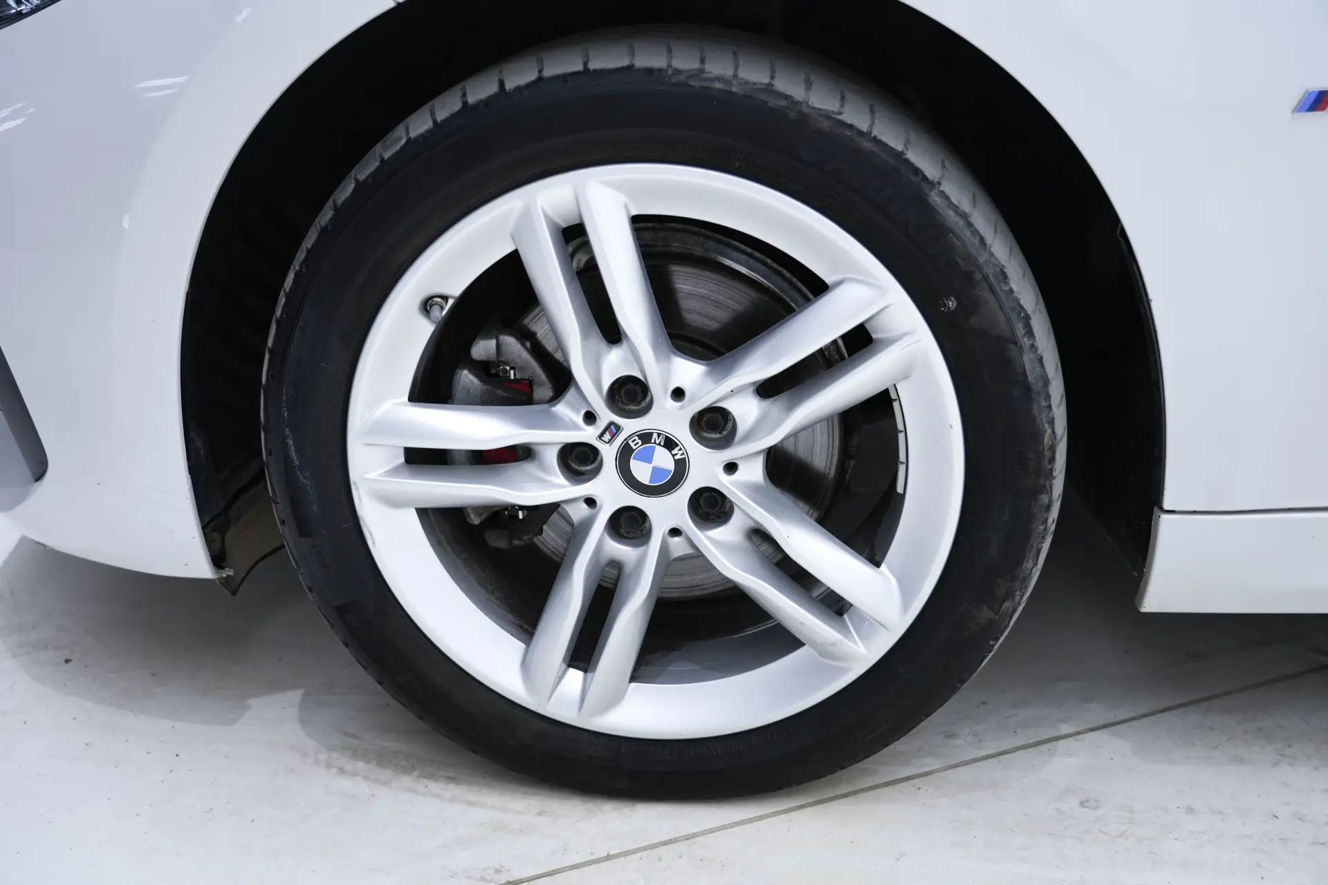 BMW 120i, 2023 11