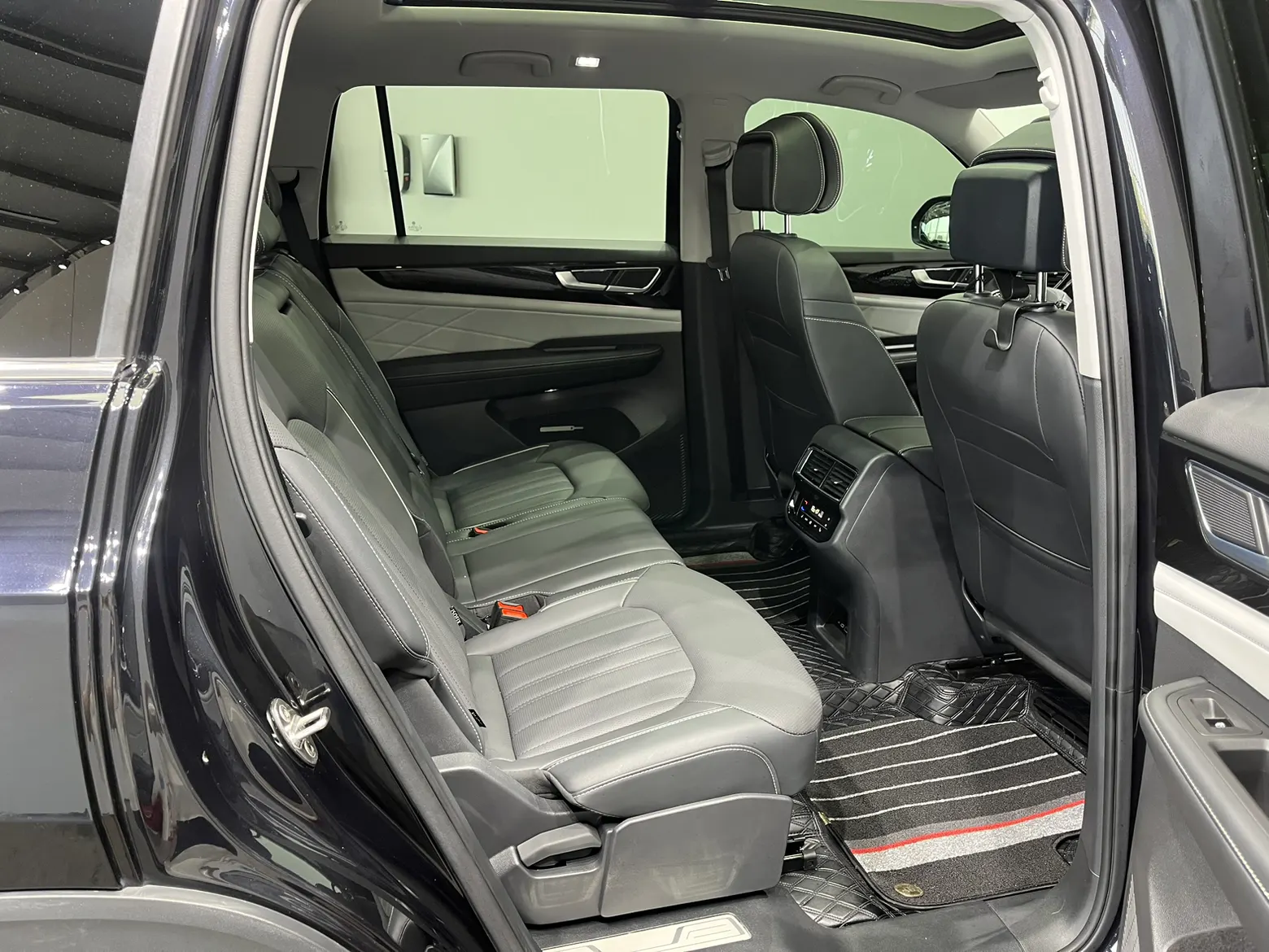 Volkswagen Teramont, 2023 21