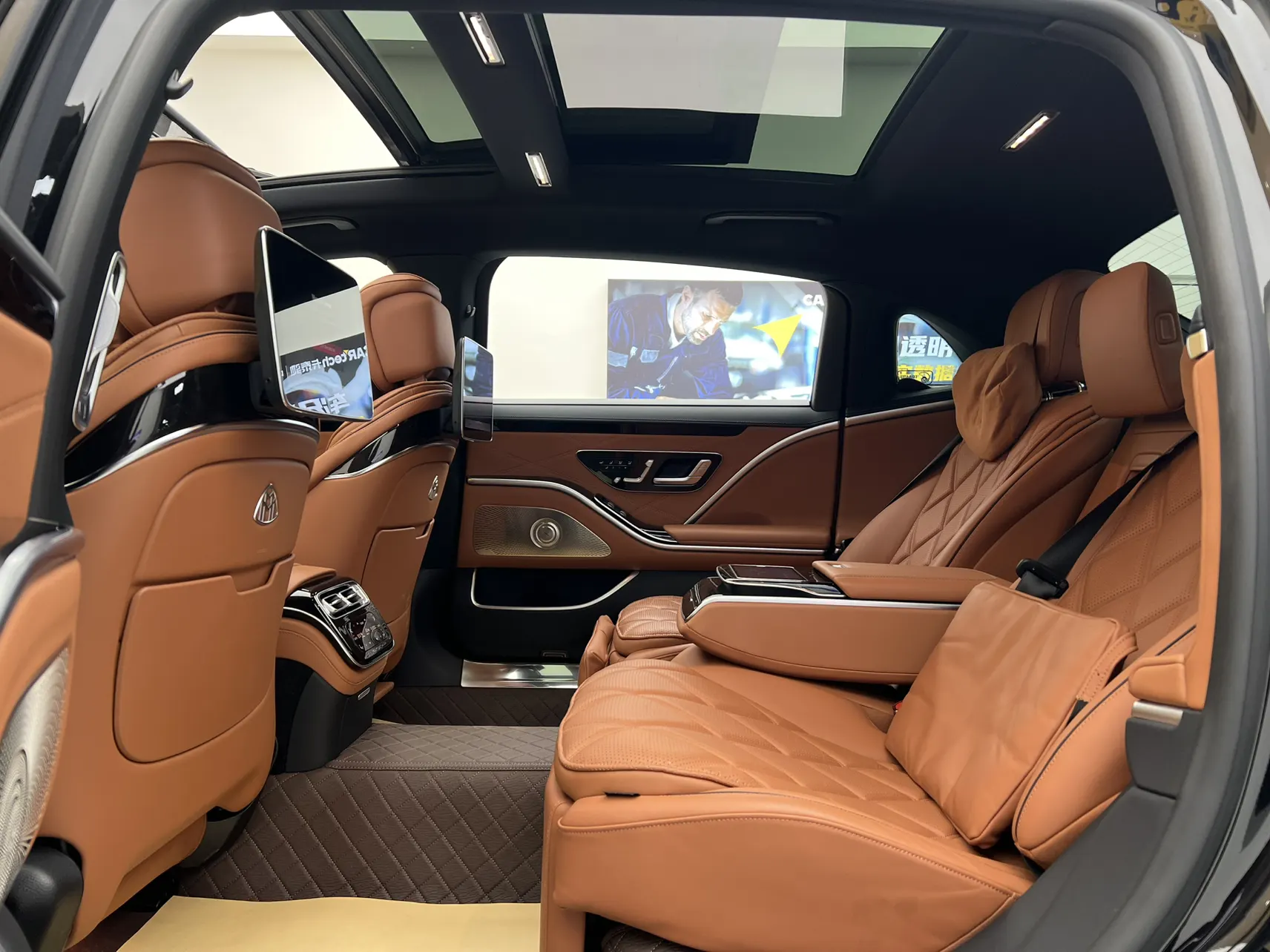 Mercedes-Benz S 480 4MATIC, 2022 40