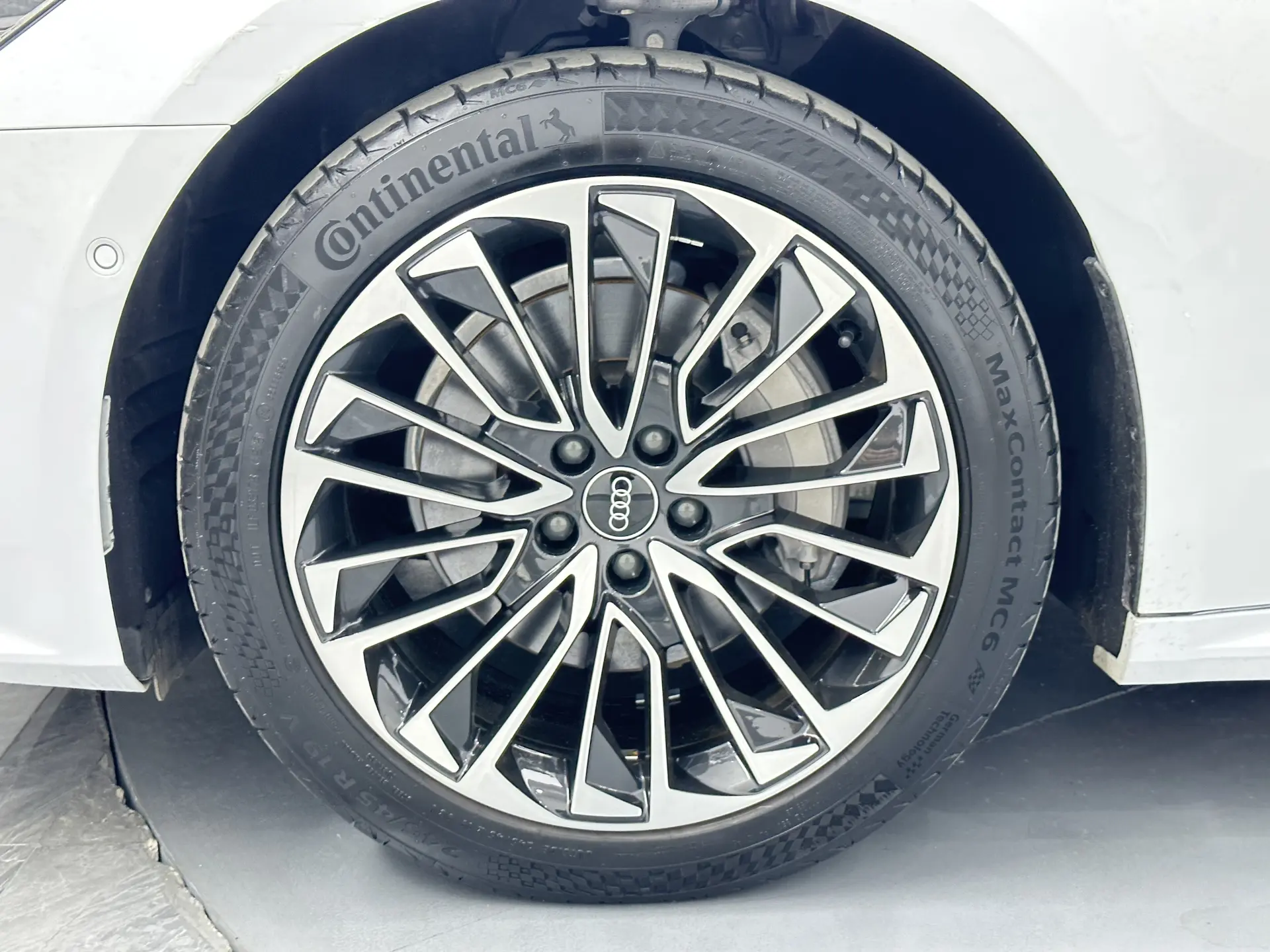 Audi A7L 45 TFSI, 2022 30