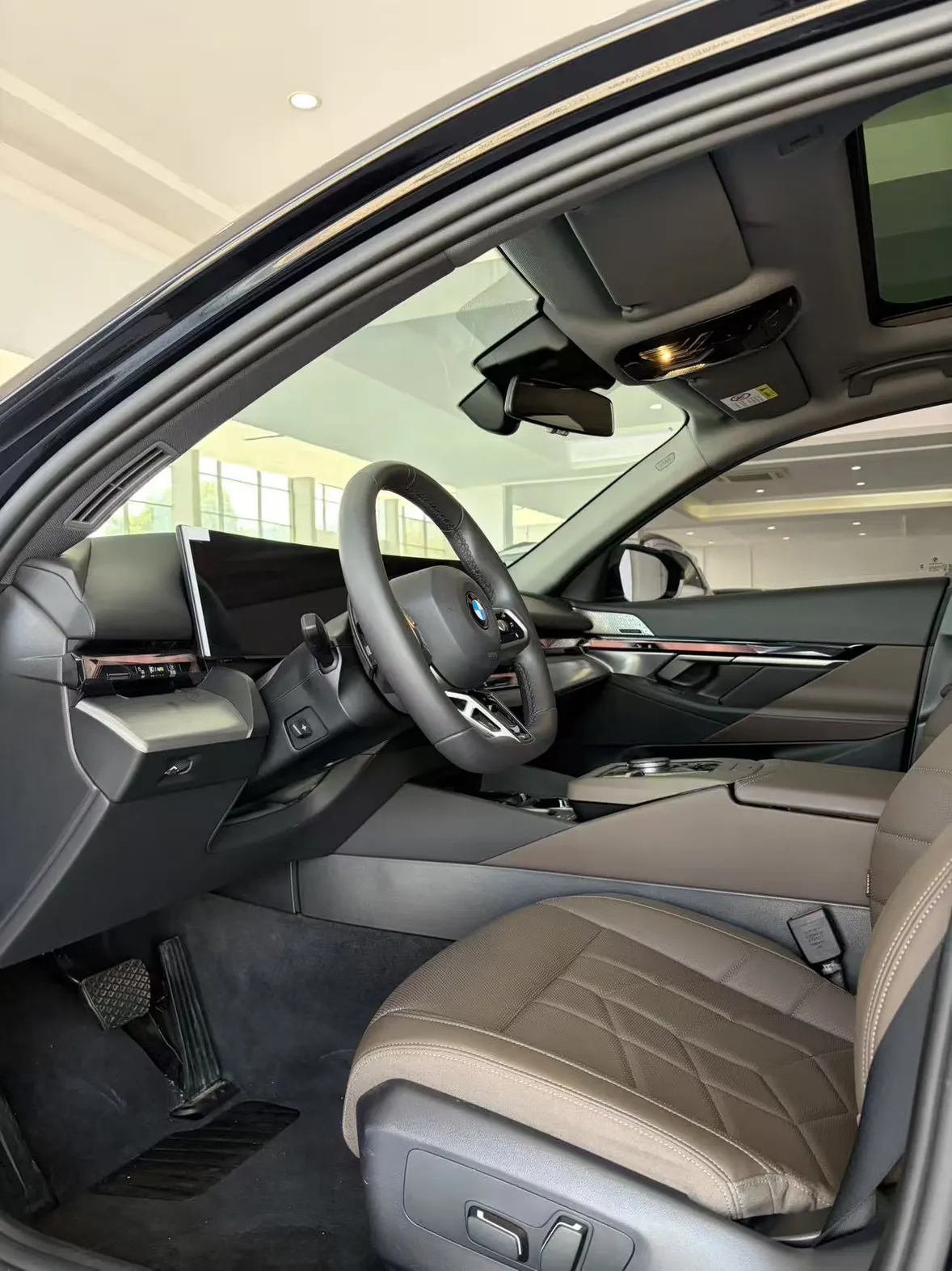 BMW 530Li, 2025 9